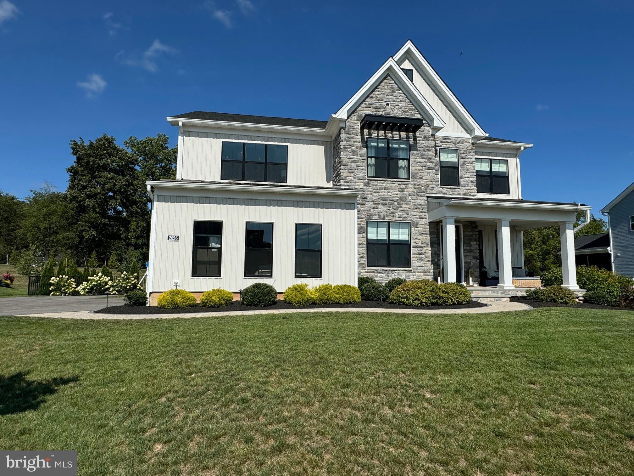 RESERVE AT CENTER SQUARE - Residential