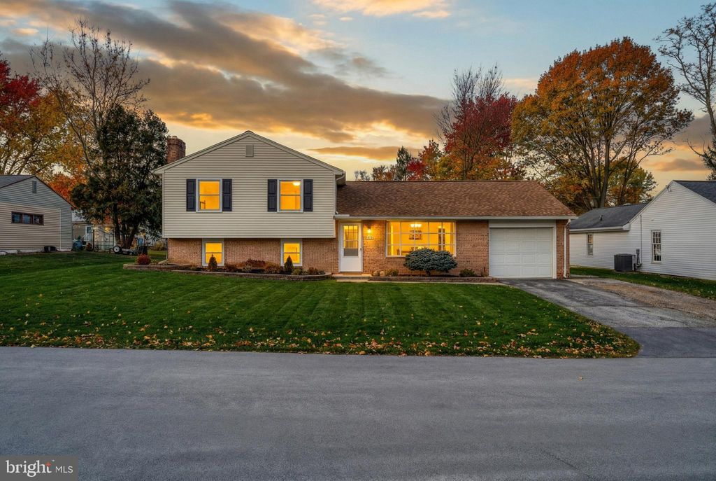 Photo of 118 Kim Acres Dr, MECHANICSBURG, PA 17055 (MLS # PACB2050400)