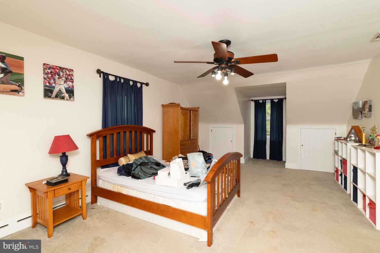 ROXBOROUGH - Residential