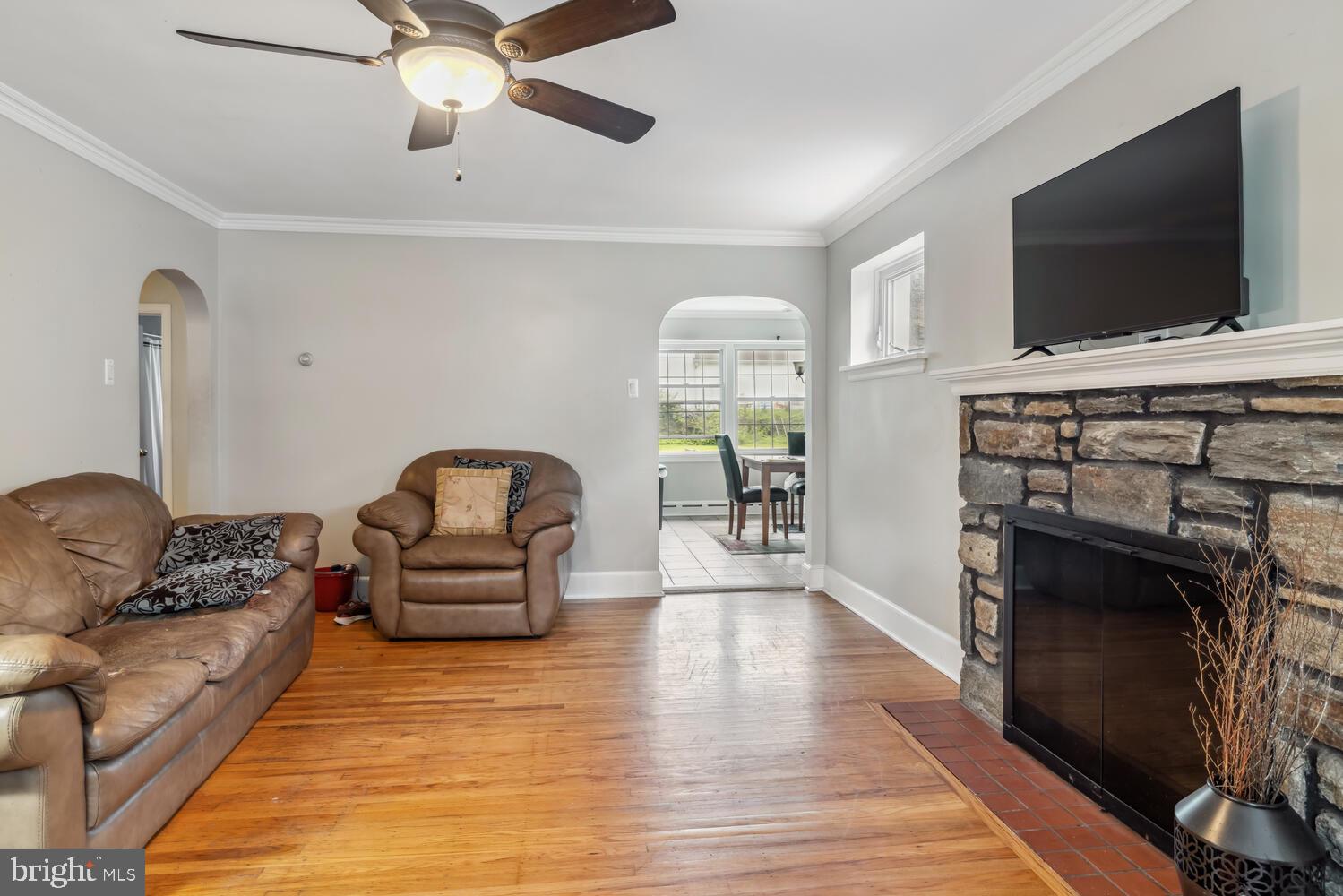 ROXBOROUGH - Residential