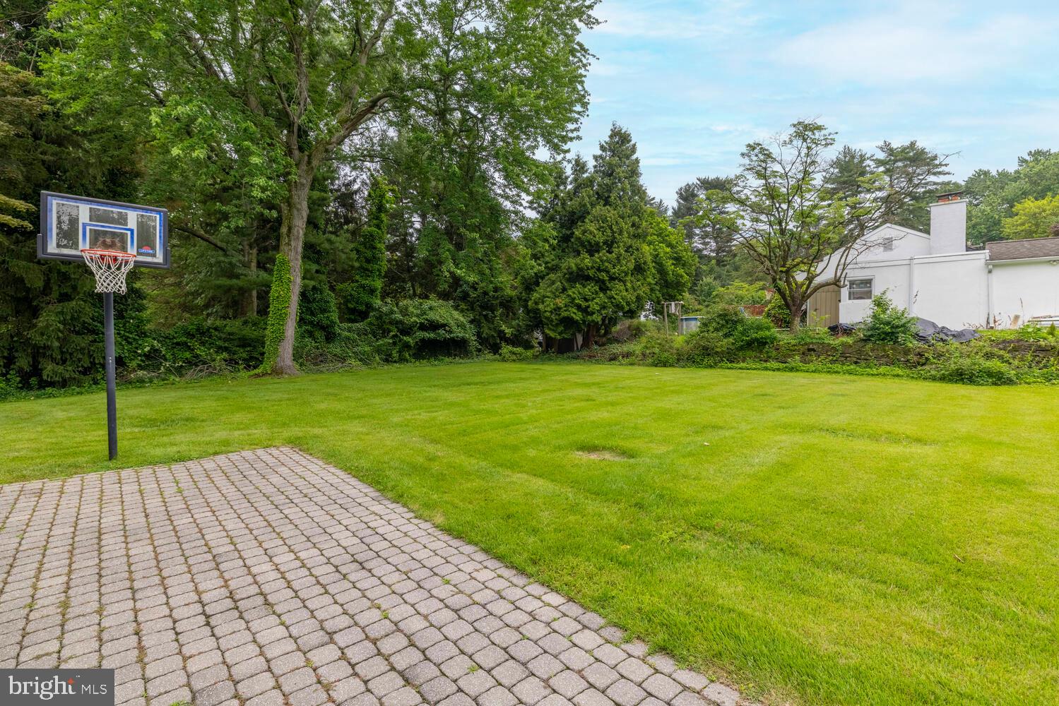 ROXBOROUGH - Residential