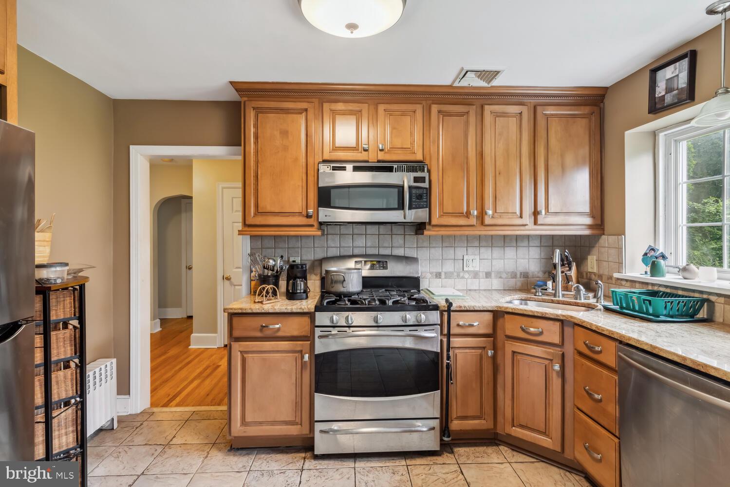 ROXBOROUGH - Residential