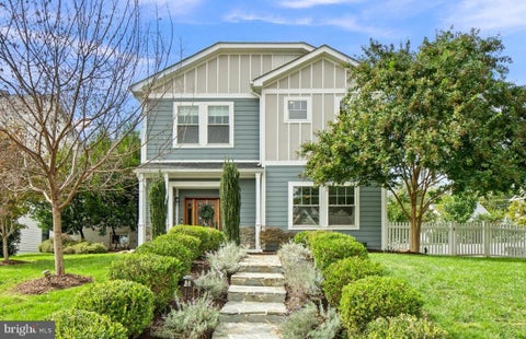 Photo of 2300 Brilyn Place, FALLS CHURCH, VA 22046 (MLS # VAFX2345686)