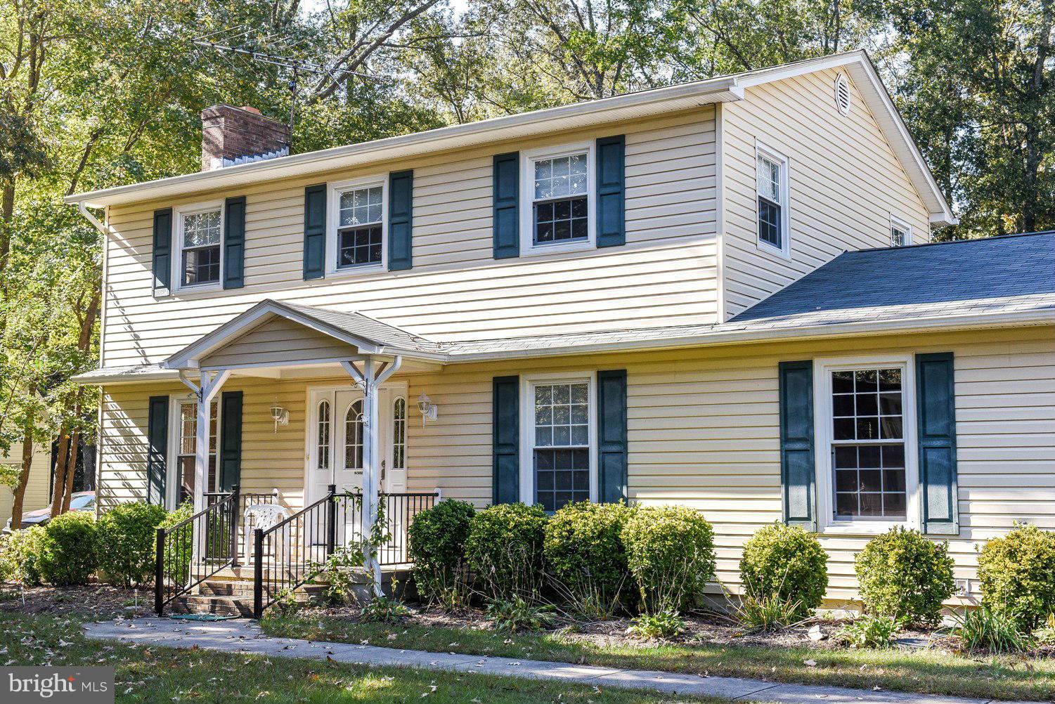 BRETON BAY ESTATES - Residential