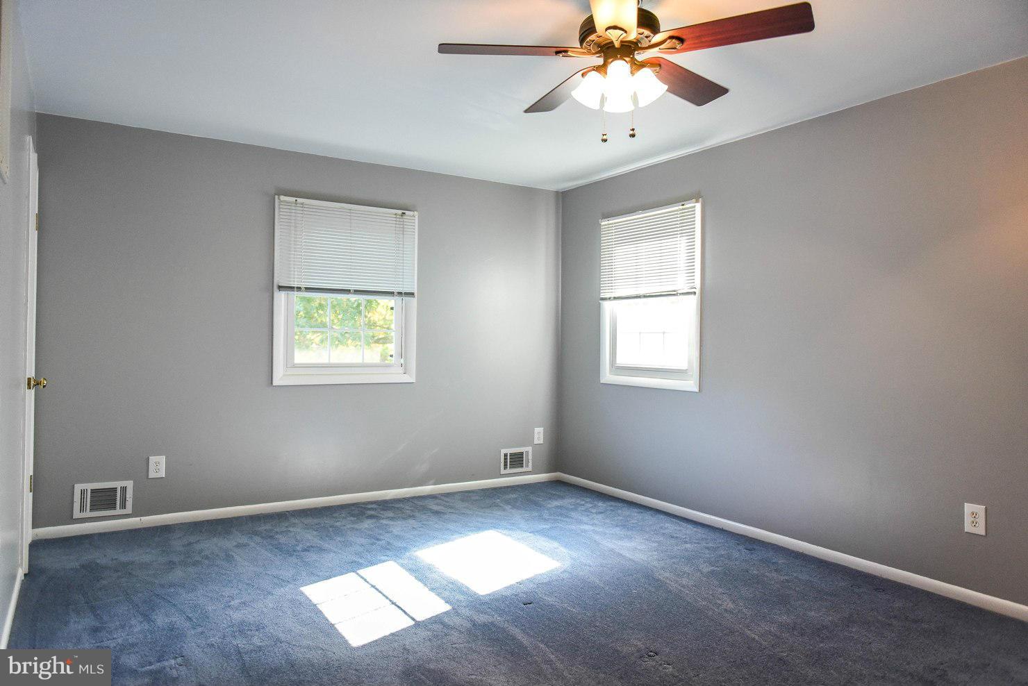 BRETON BAY ESTATES - Residential