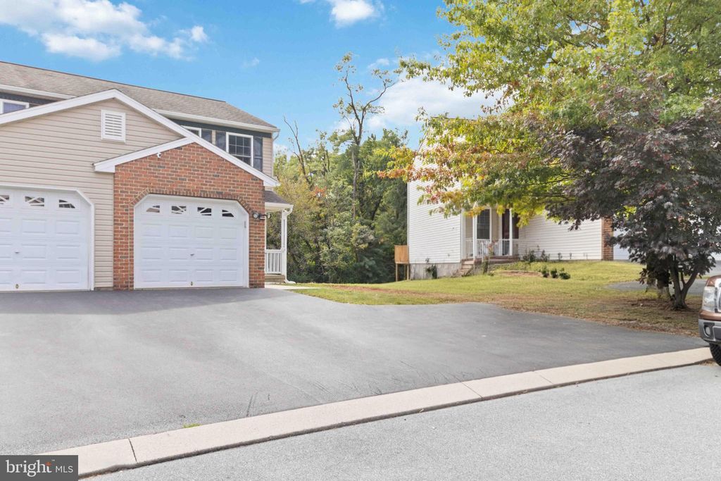 Photo of 26 Beverly Drive, MYERSTOWN, PA 17067 (MLS # PALN2022700)
