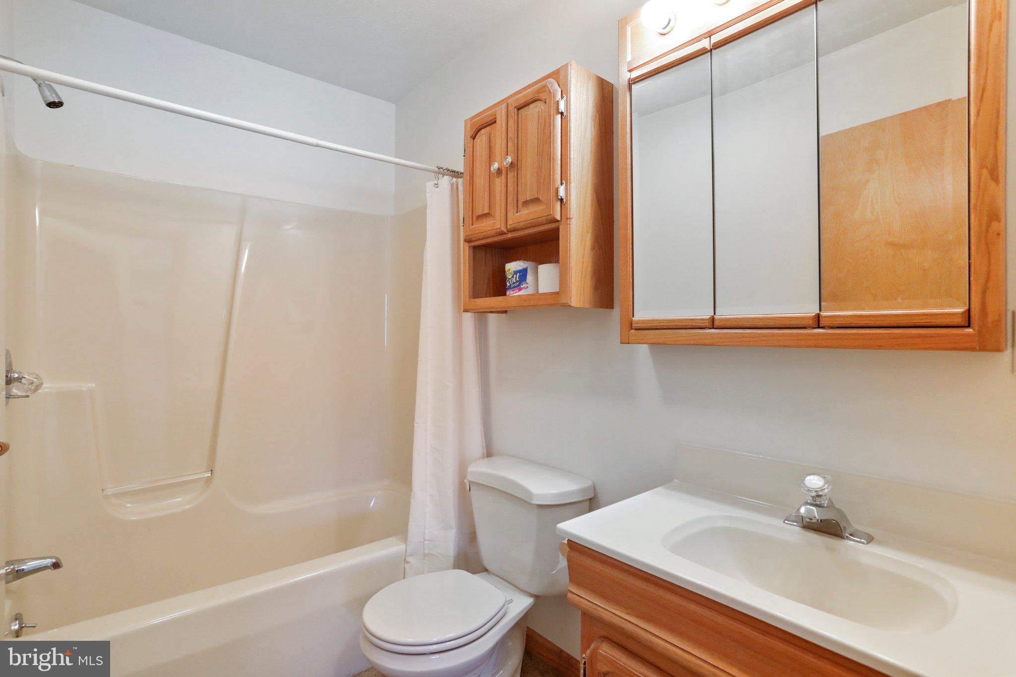 PINE HILL - Residential