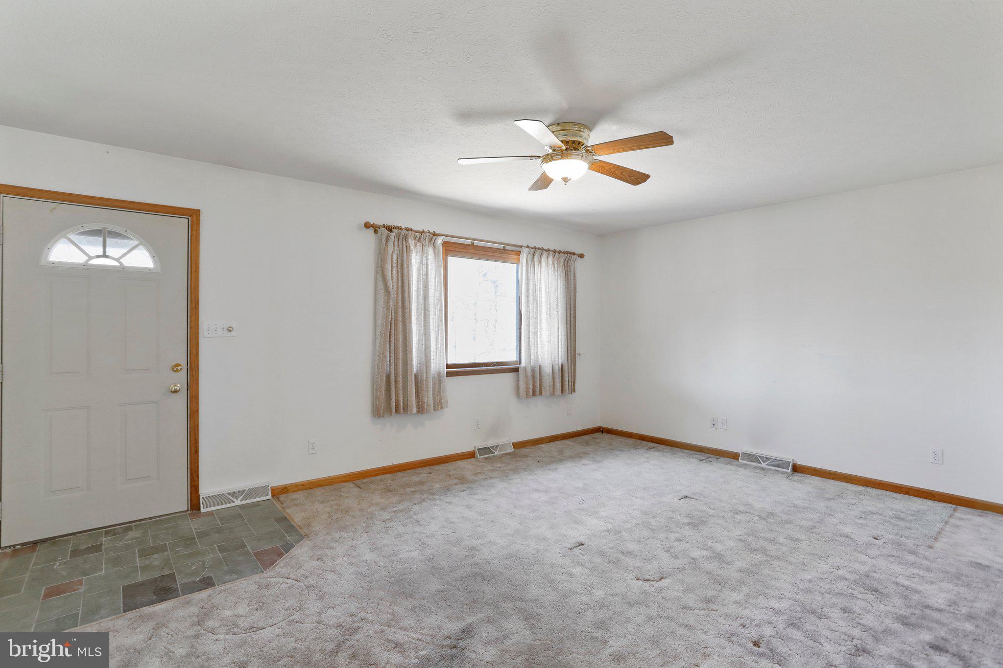 PINE HILL - Residential