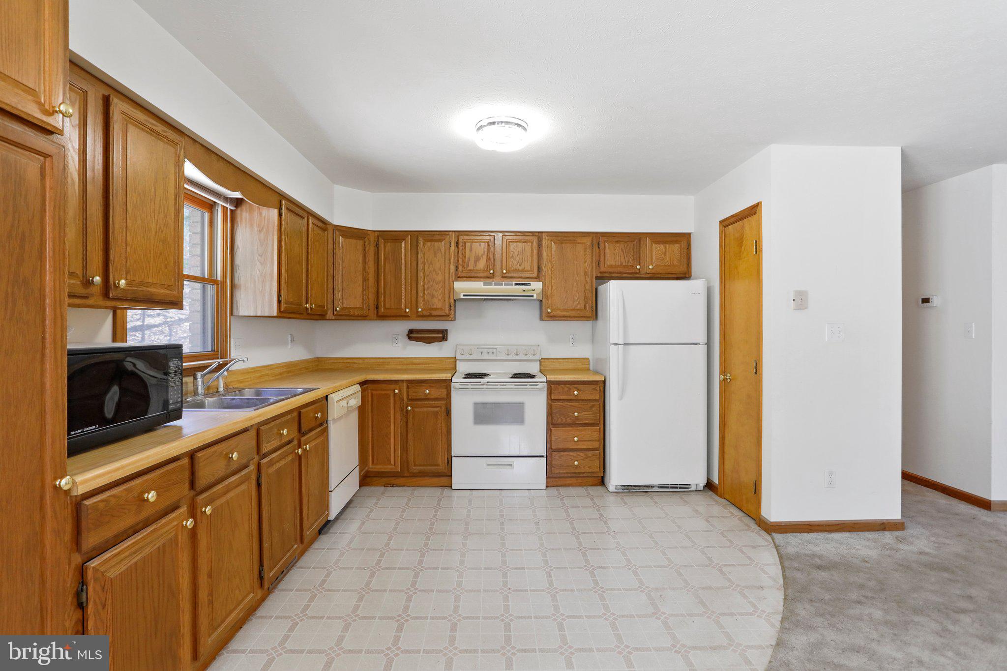 PINE HILL - Residential