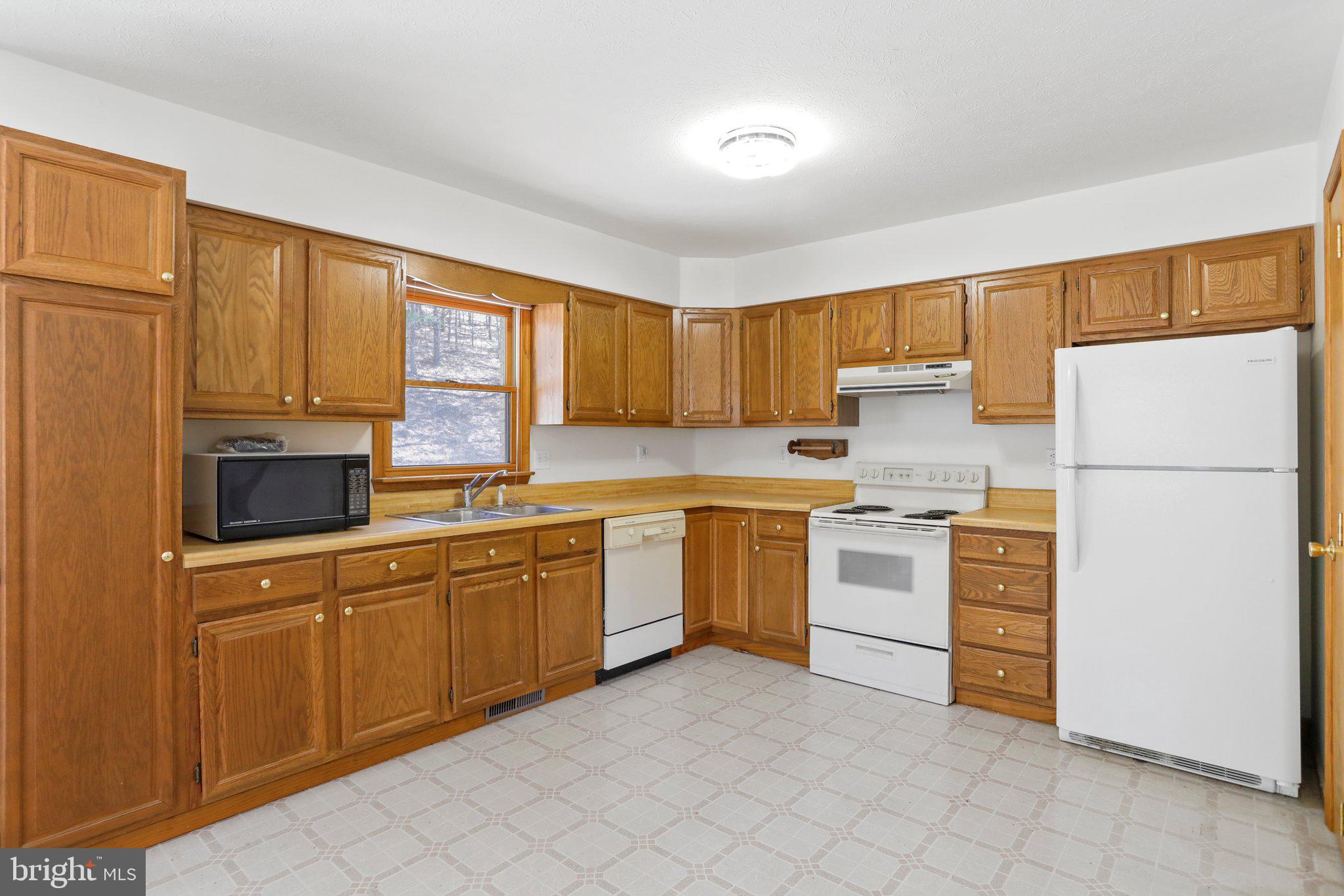 PINE HILL - Residential