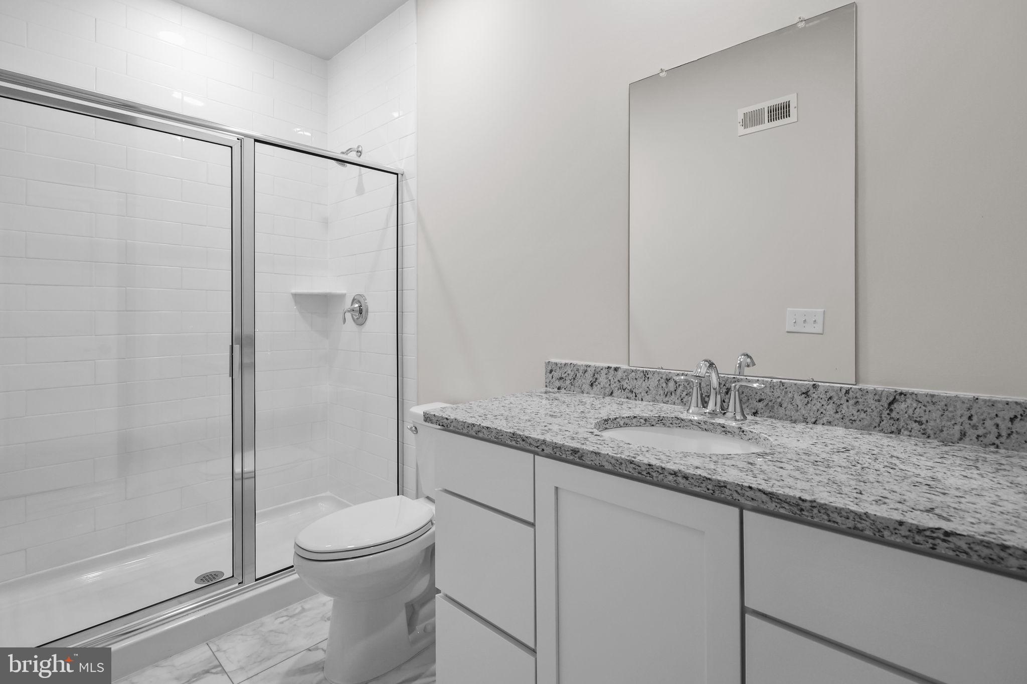 WATERSIDE - Residential