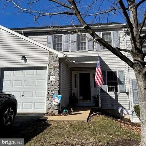 Photo of 306 Treetops Court, LANCASTER, PA 17601 (MLS # PALA2064012)