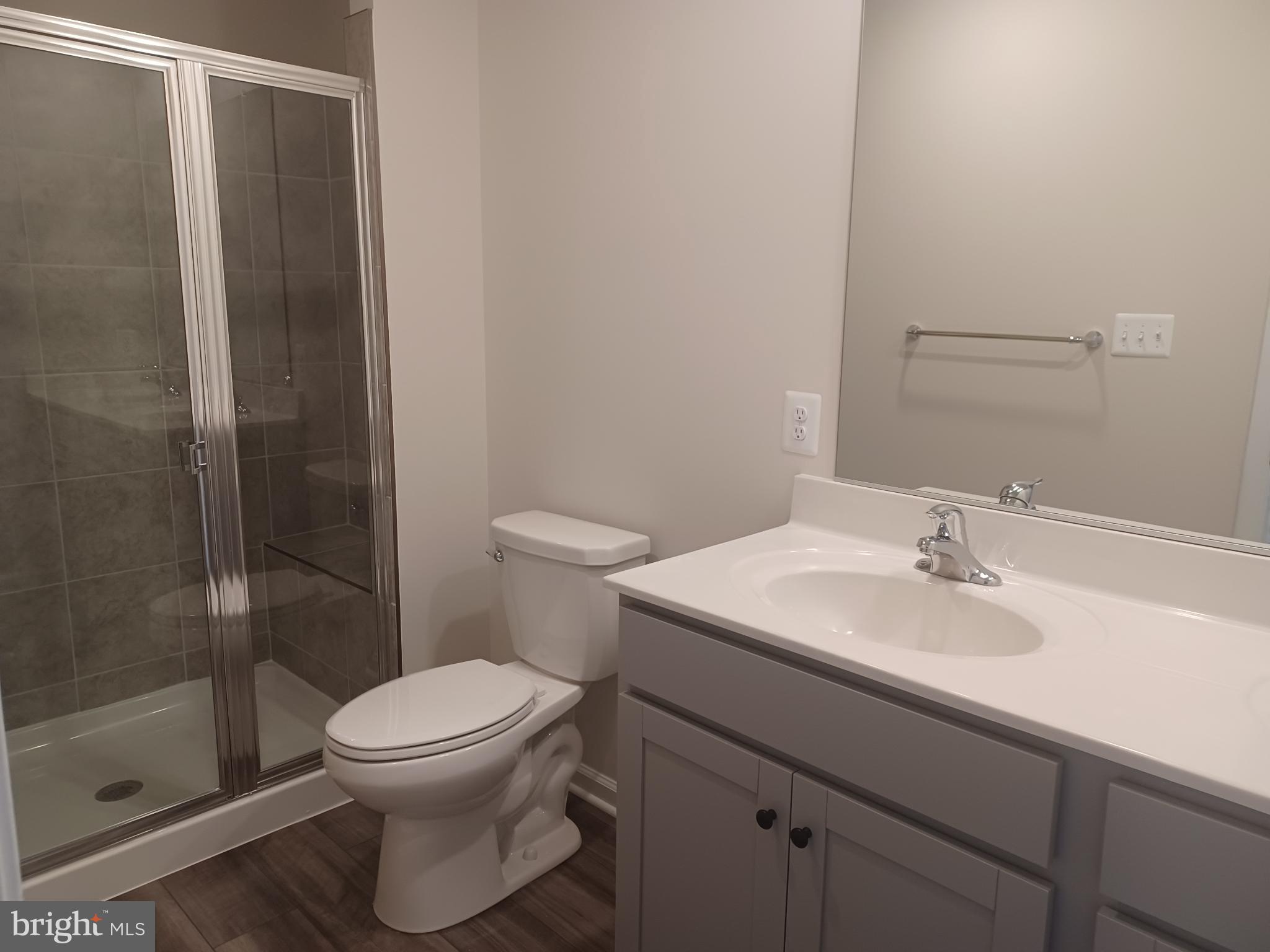 RED CLOVER MEADOWS - Residential Lease