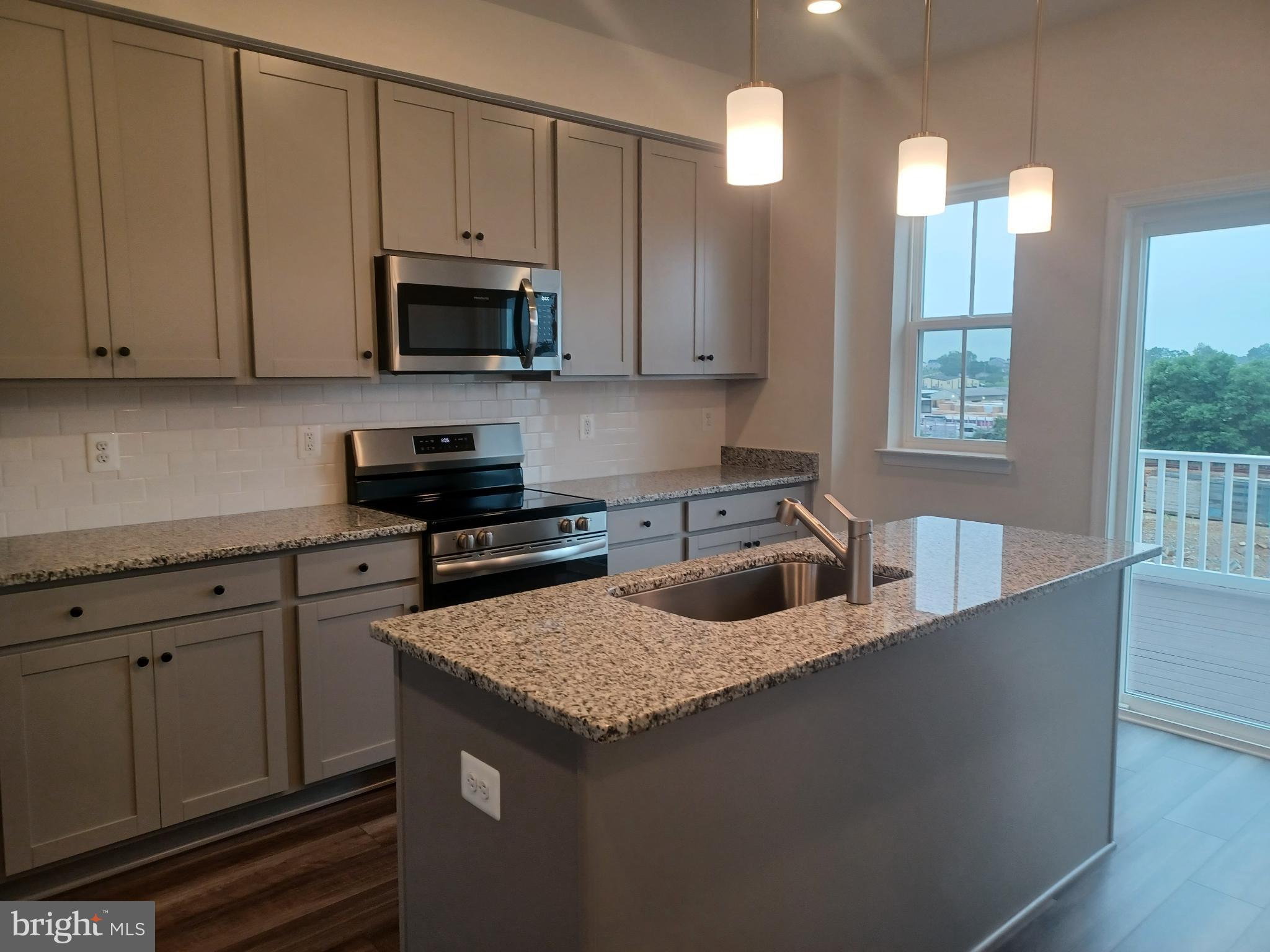 RED CLOVER MEADOWS - Residential Lease