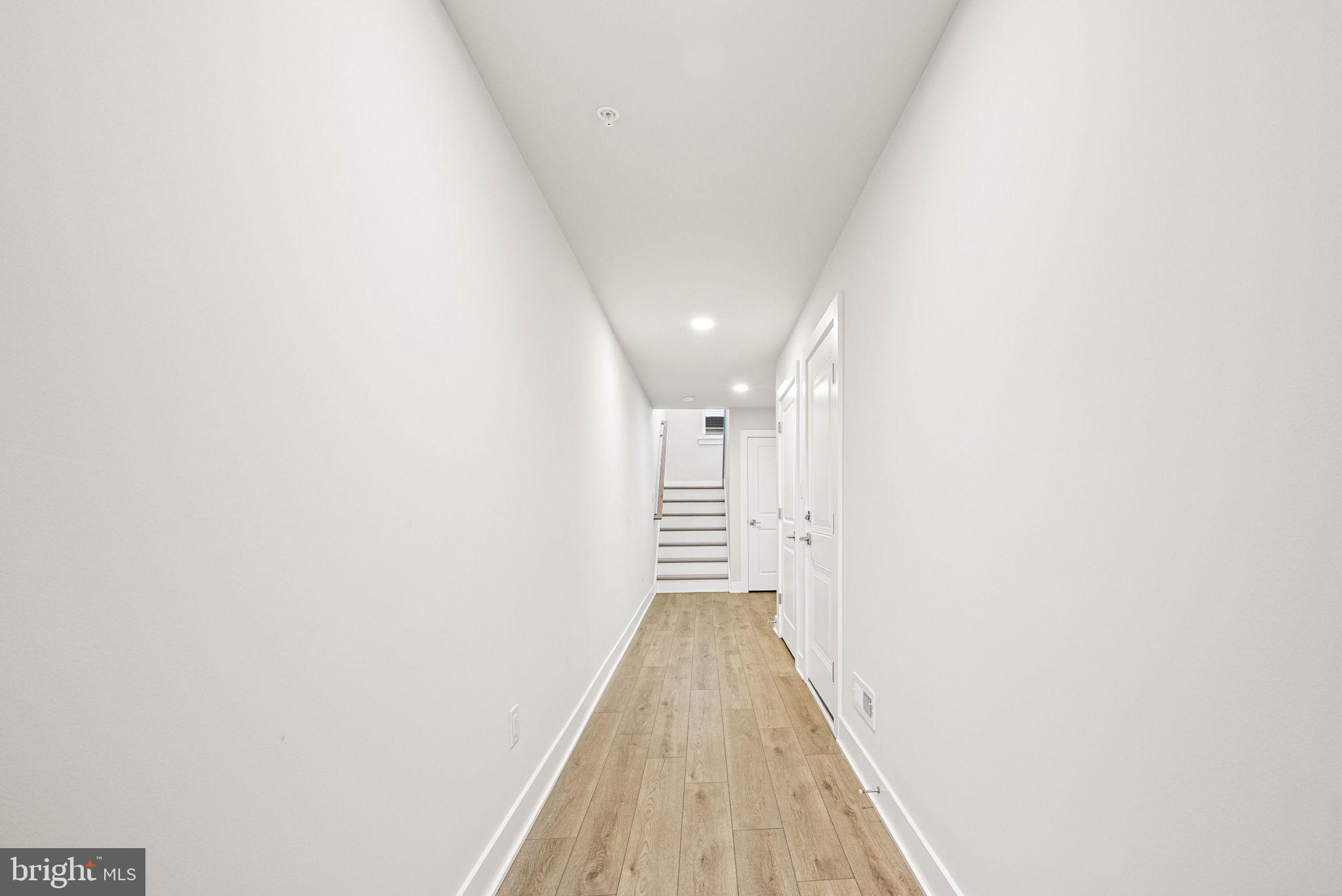 RIVER TRAIL AT VALLEY FORGE - Residential Lease