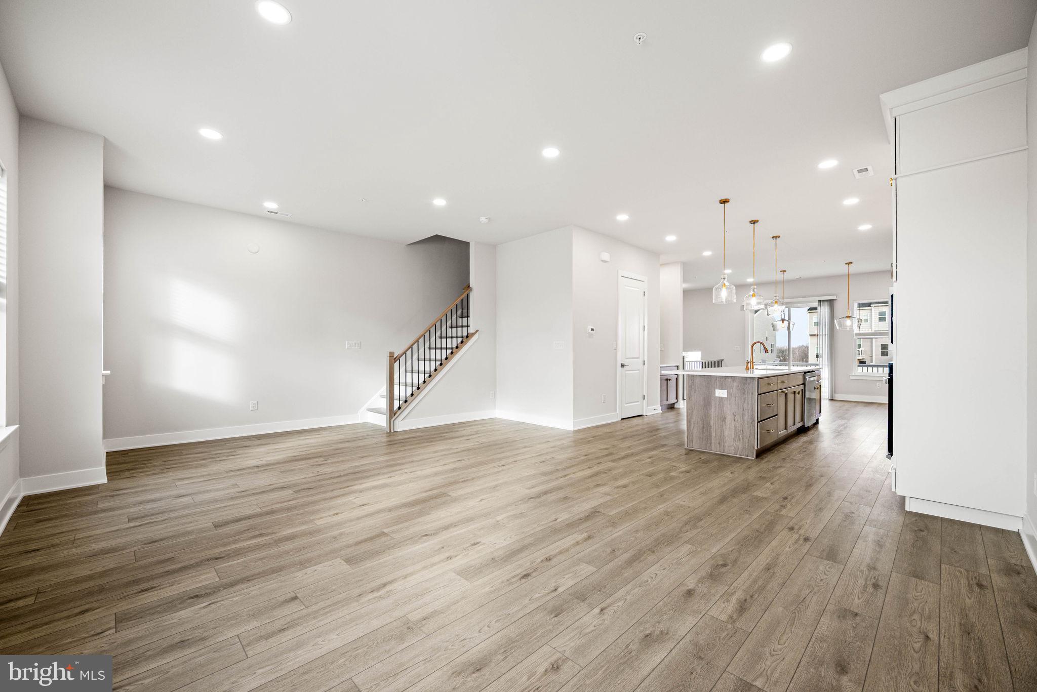 RIVER TRAIL AT VALLEY FORGE - Residential Lease