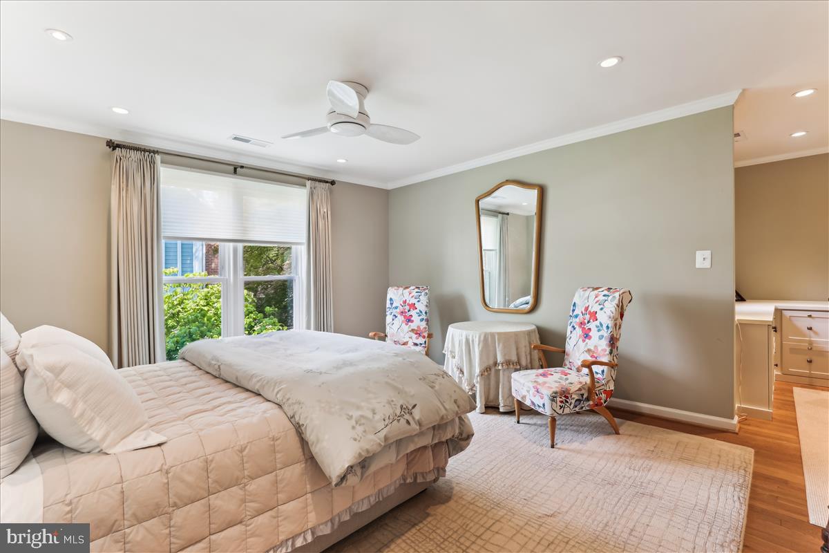 WESTMORELAND SQUARE - Residential