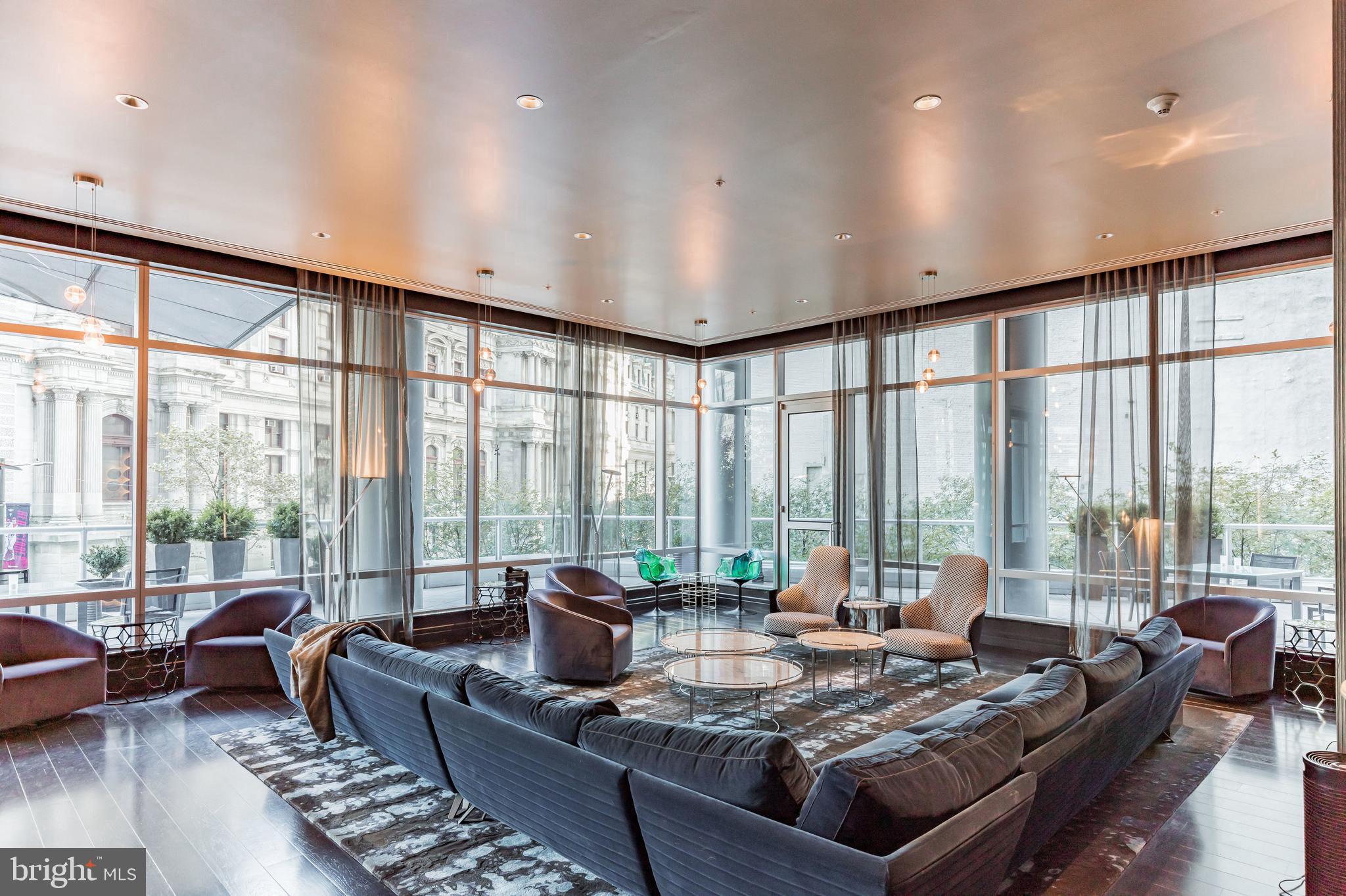 AVENUE OF THE ARTS - Residential