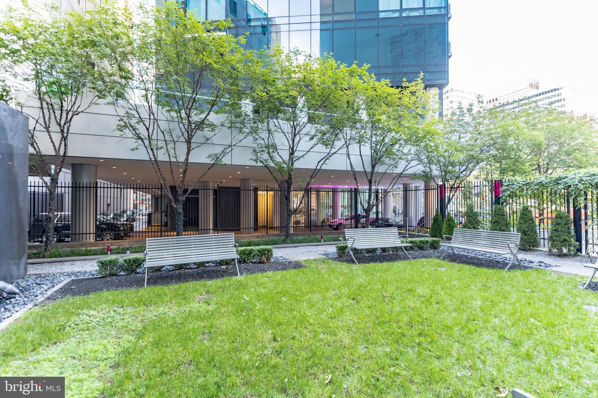 AVENUE OF THE ARTS - Residential