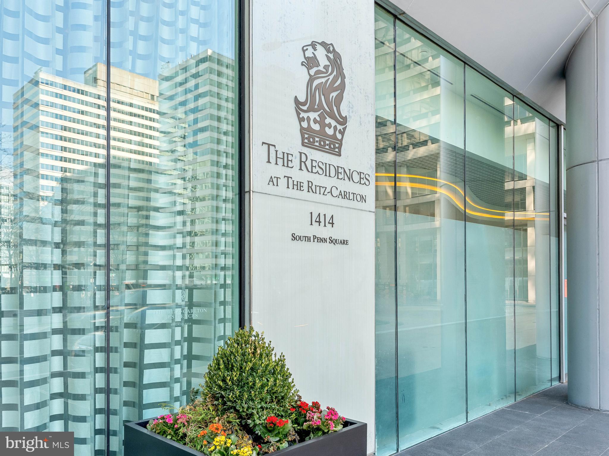 AVENUE OF THE ARTS - Residential