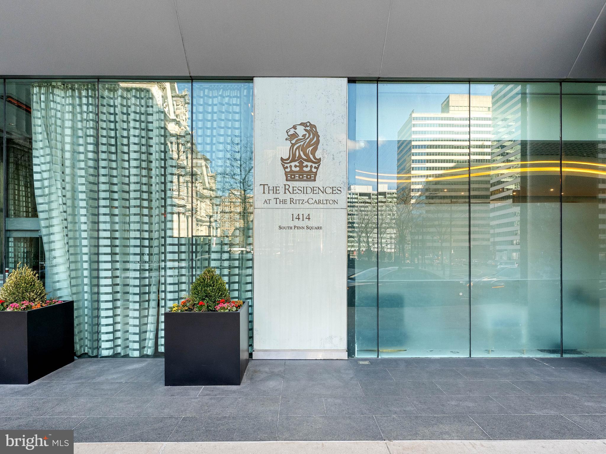 AVENUE OF THE ARTS - Residential