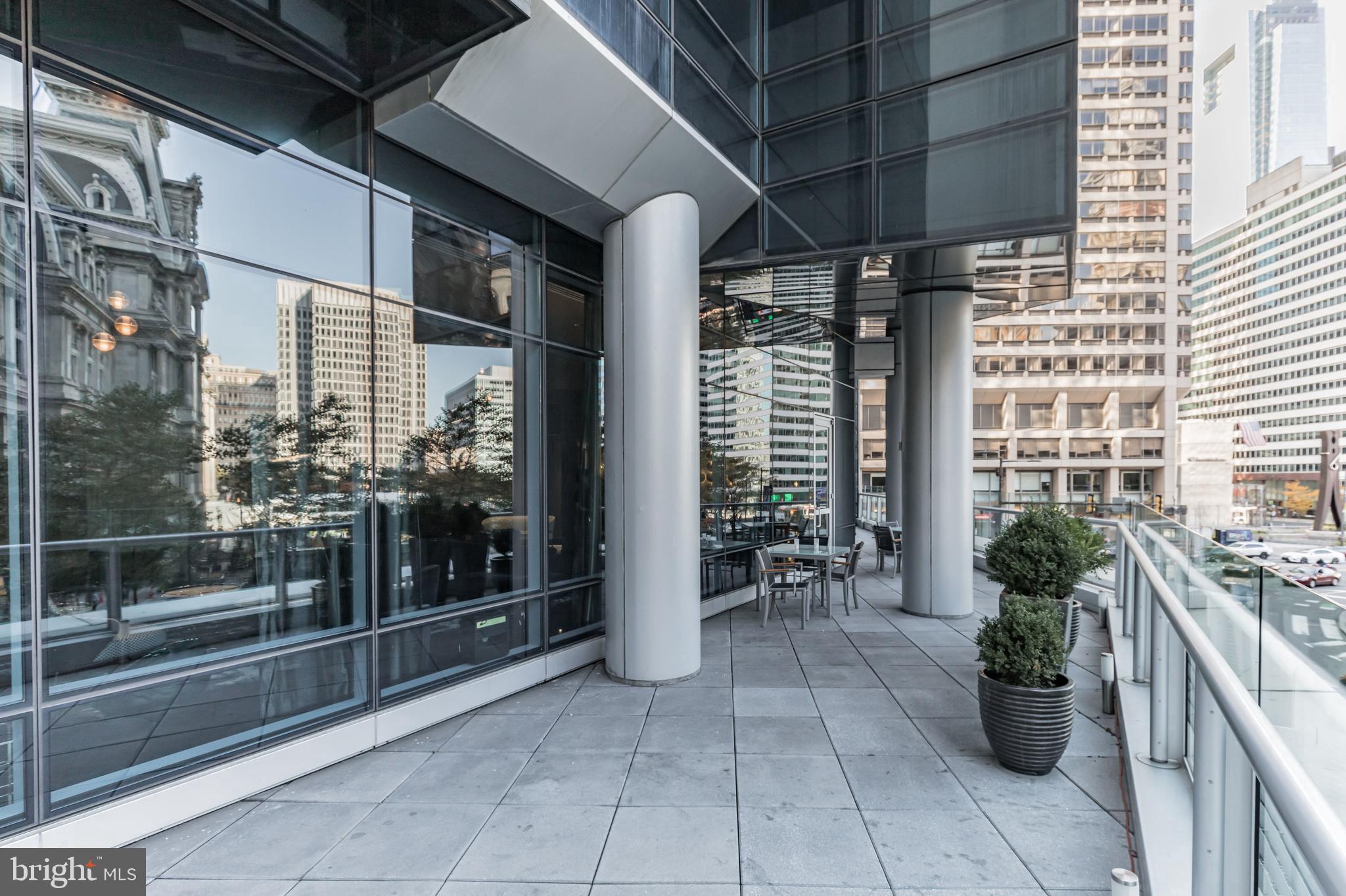 AVENUE OF THE ARTS - Residential