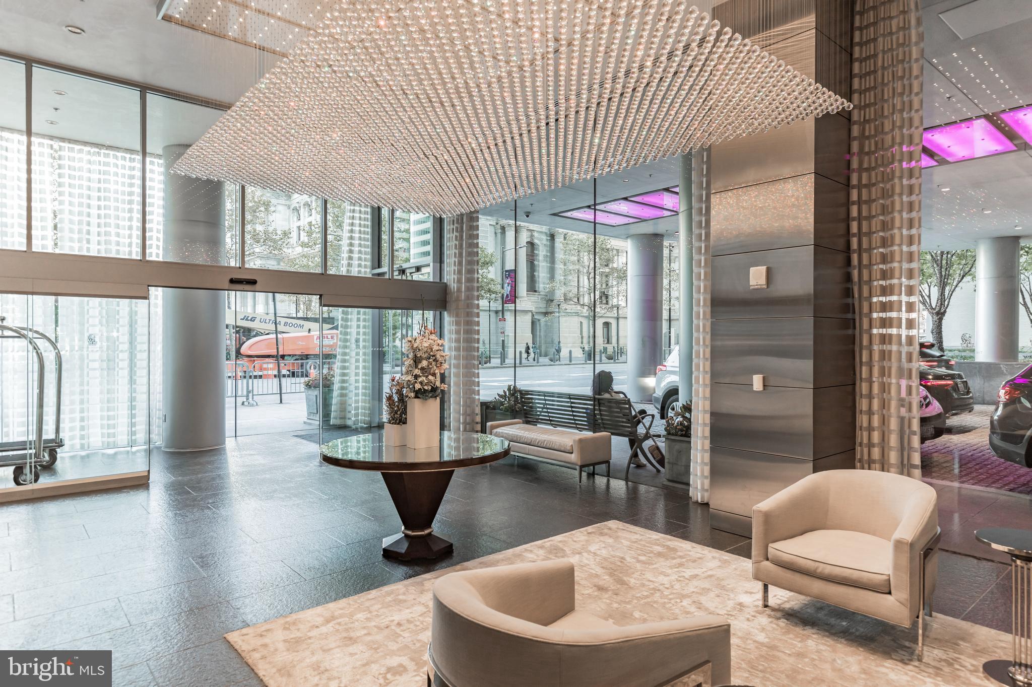 AVENUE OF THE ARTS - Residential