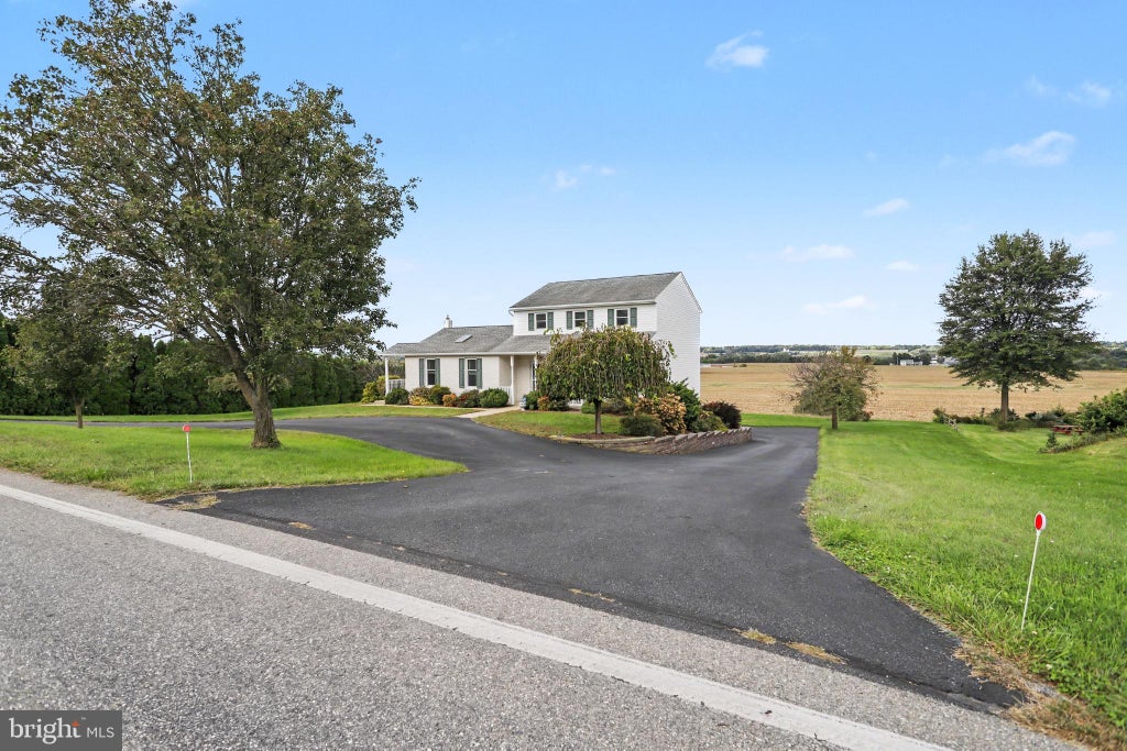 Photo of 1409 Ridge Road, ELIZABETHTOWN, PA 17022 (MLS # PALA2096156)