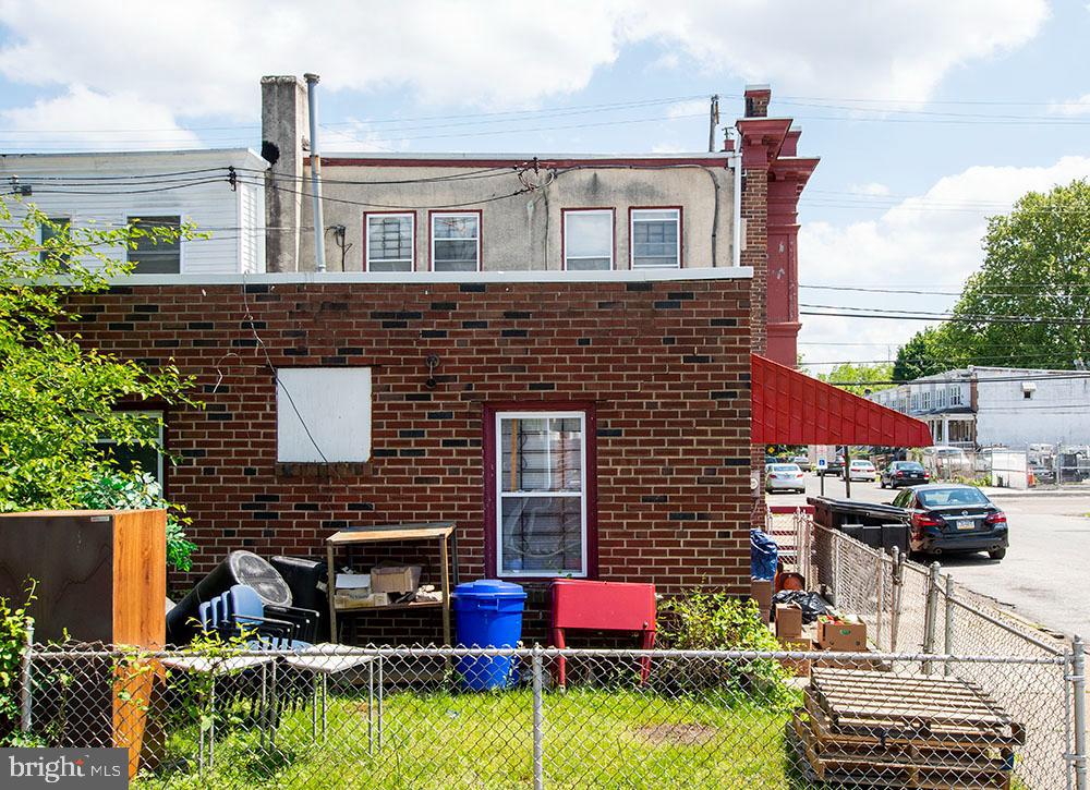 900 E 9TH STREET