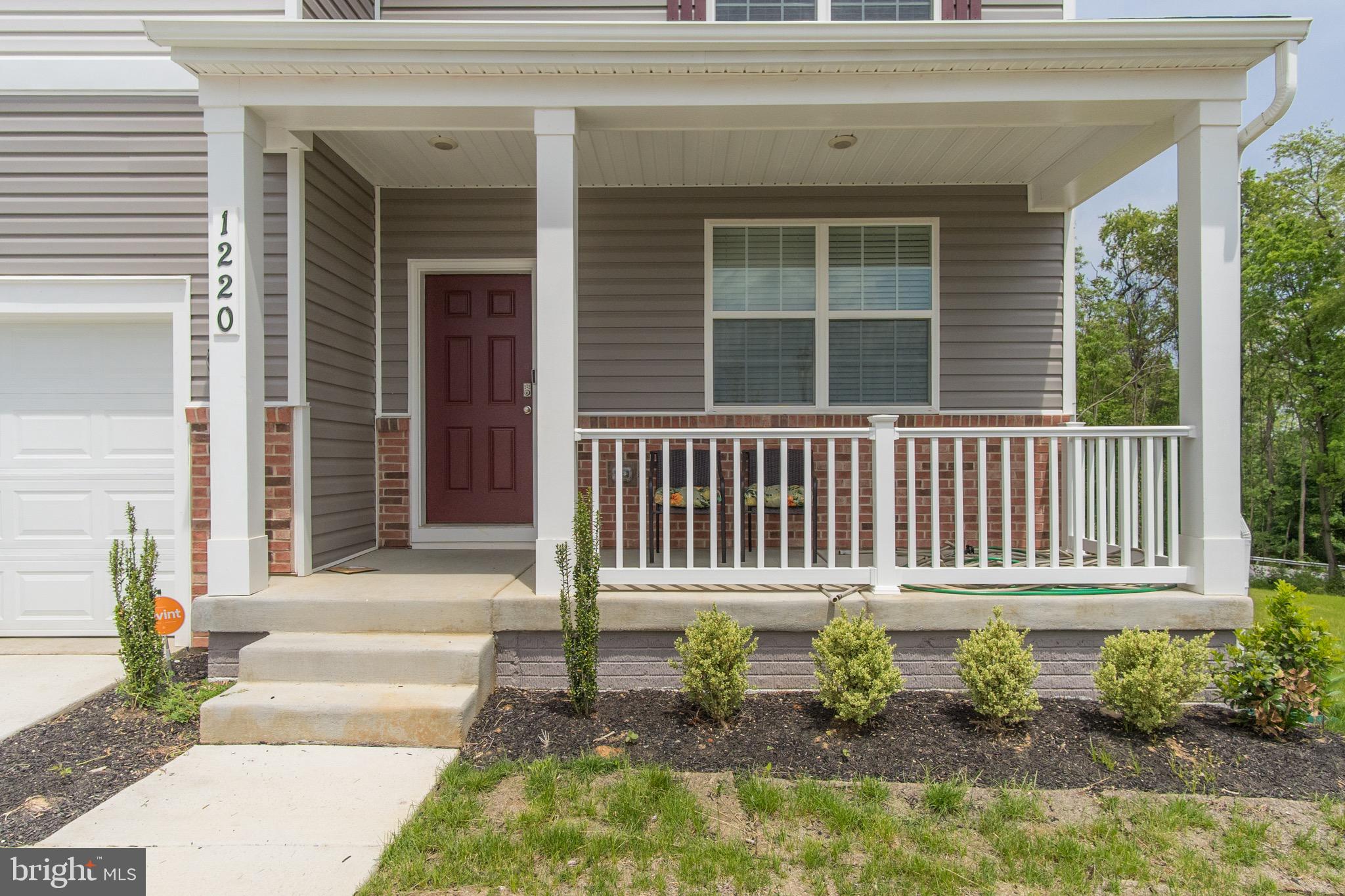 HILLSIDE MANOR - Residential