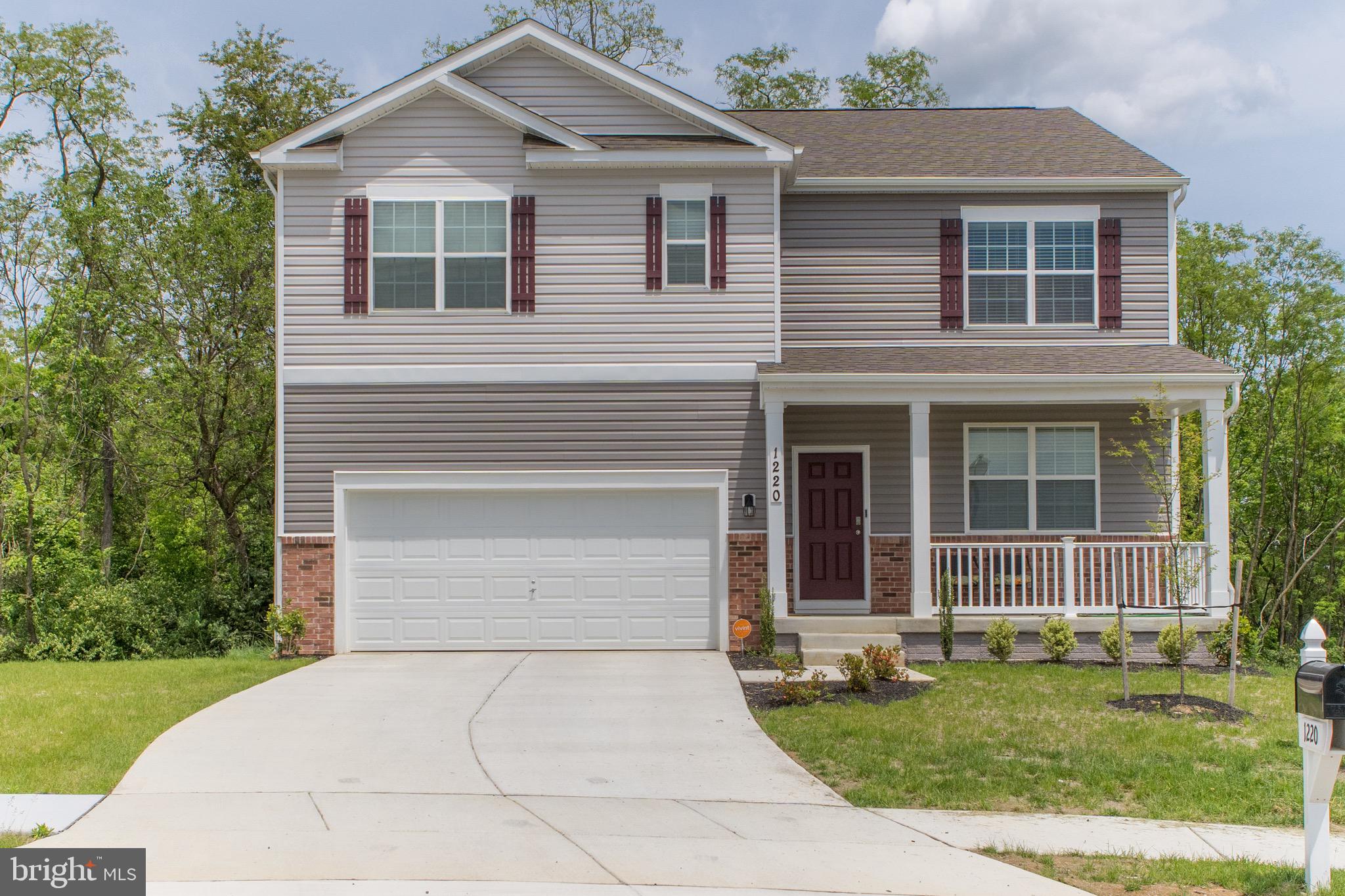 HILLSIDE MANOR - Residential