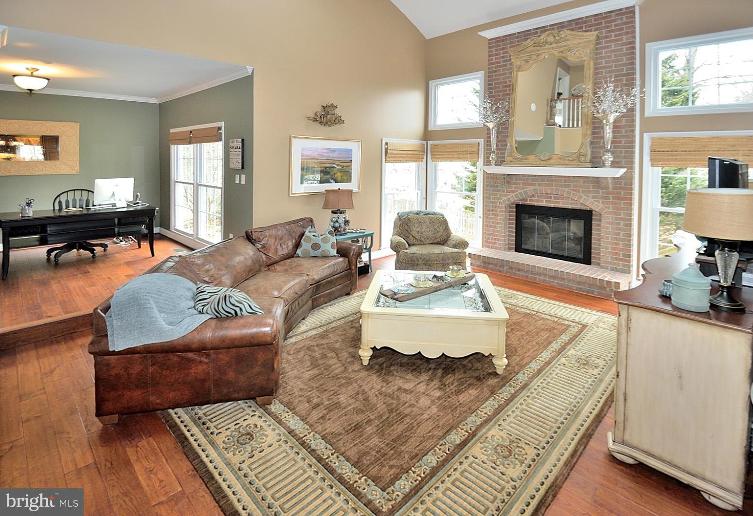 TRIPLE RIDGE - Residential