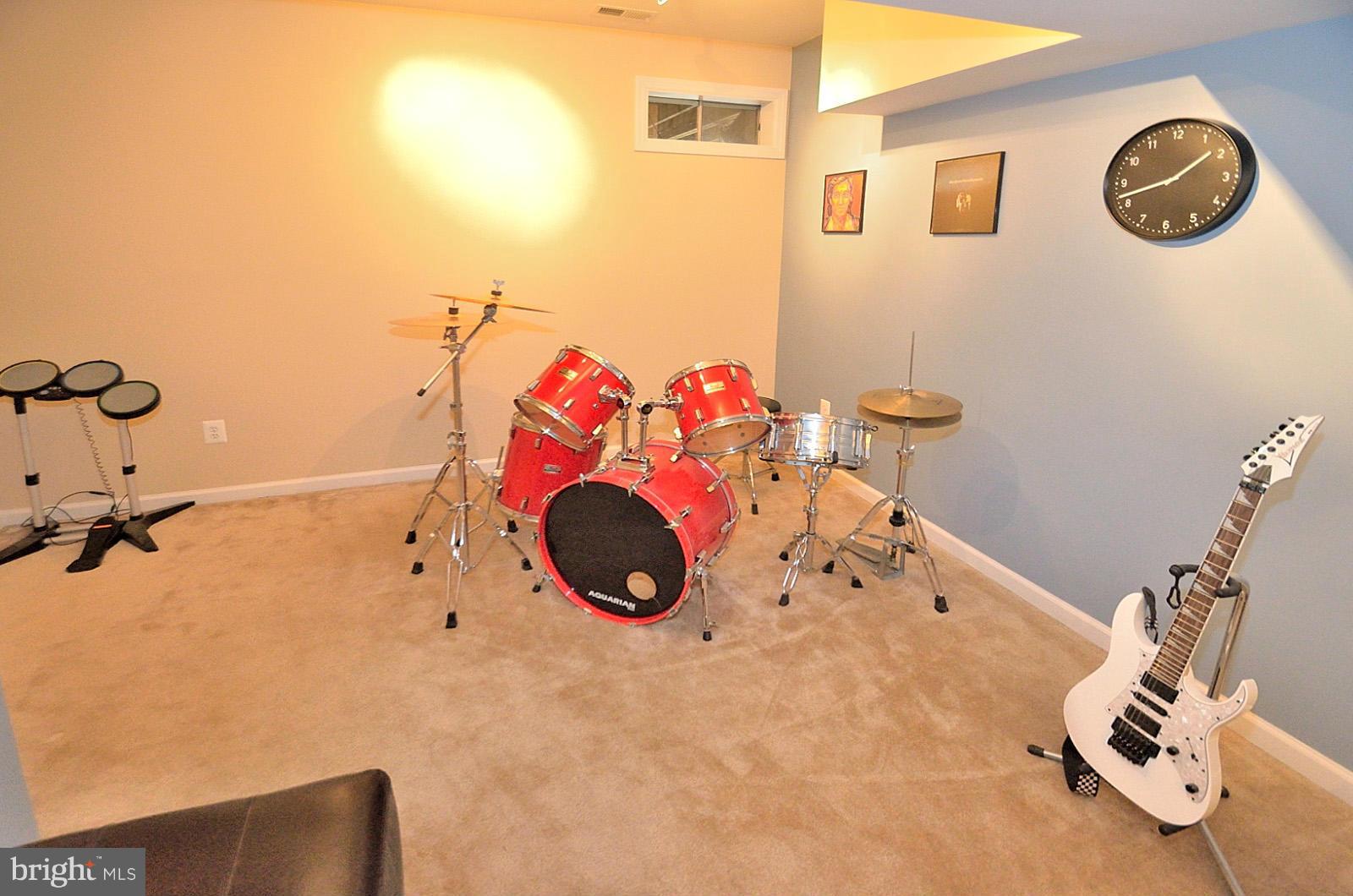 TRIPLE RIDGE - Residential