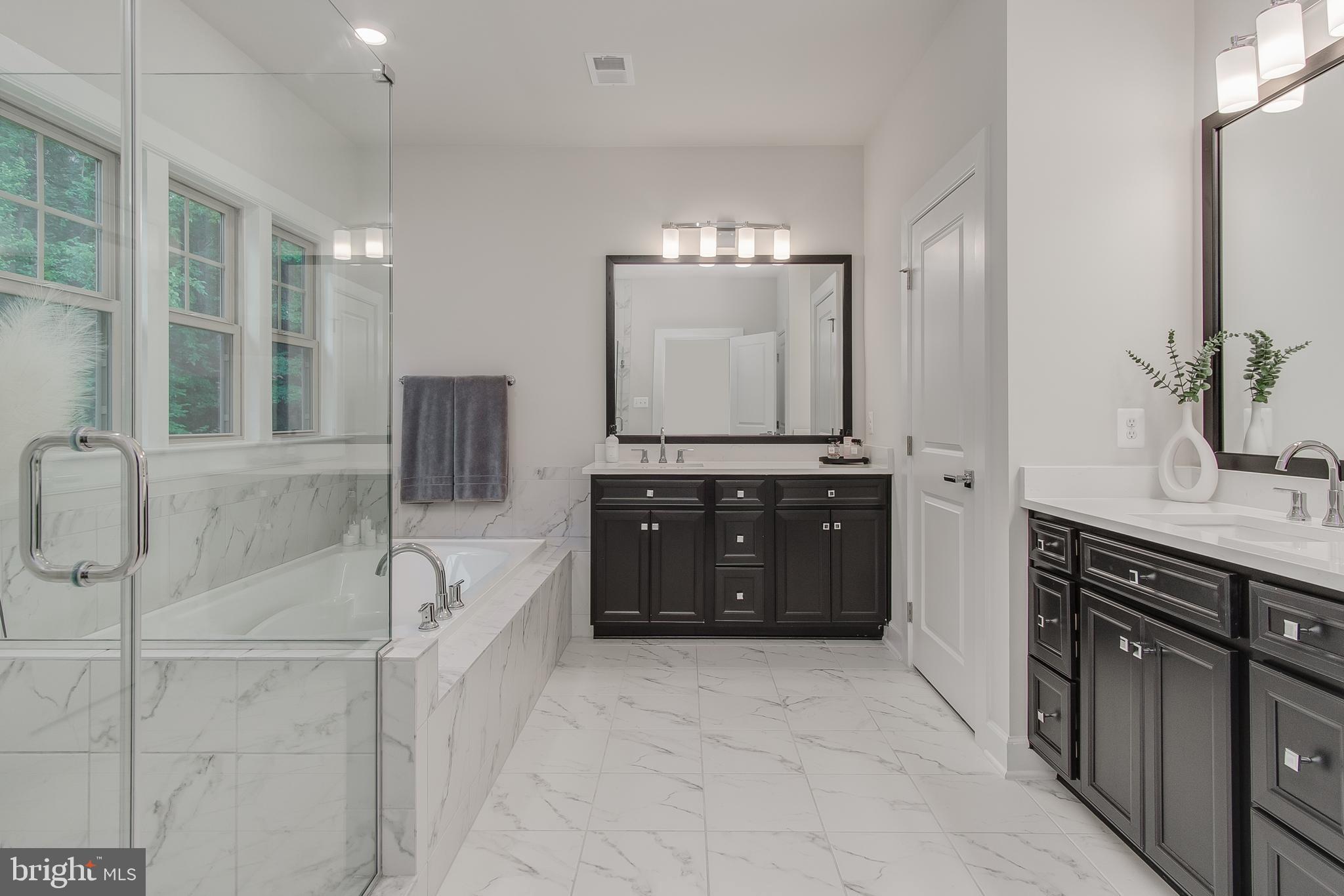 LAKE LINGANORE - Residential Lease