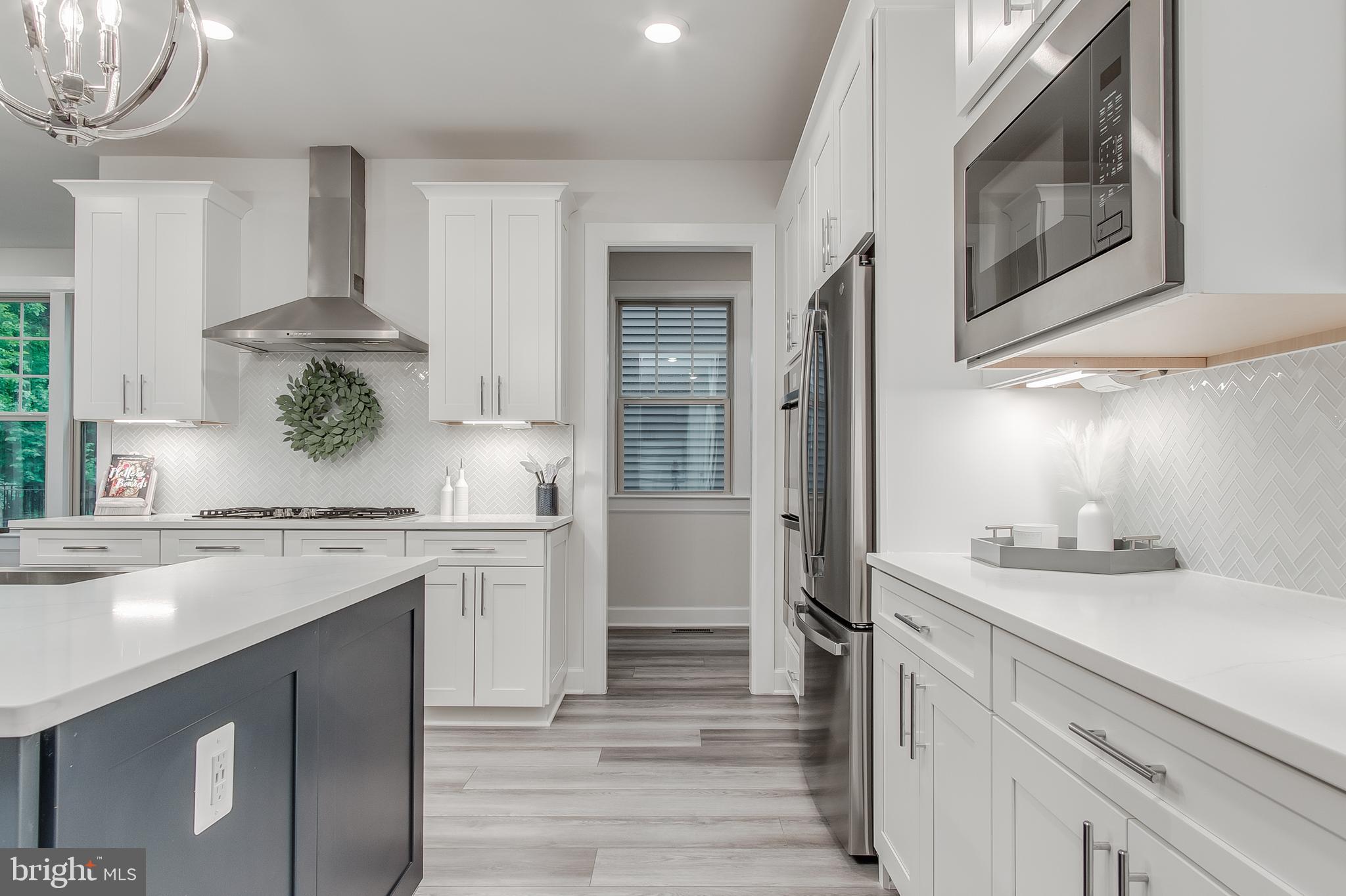 LAKE LINGANORE - Residential Lease