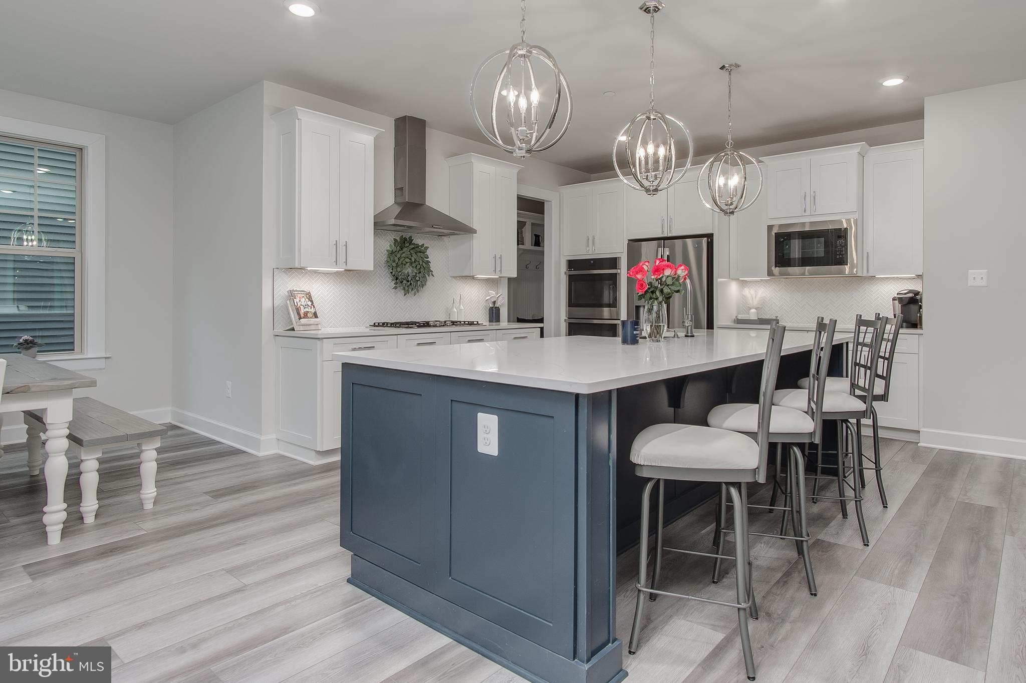 LAKE LINGANORE - Residential Lease