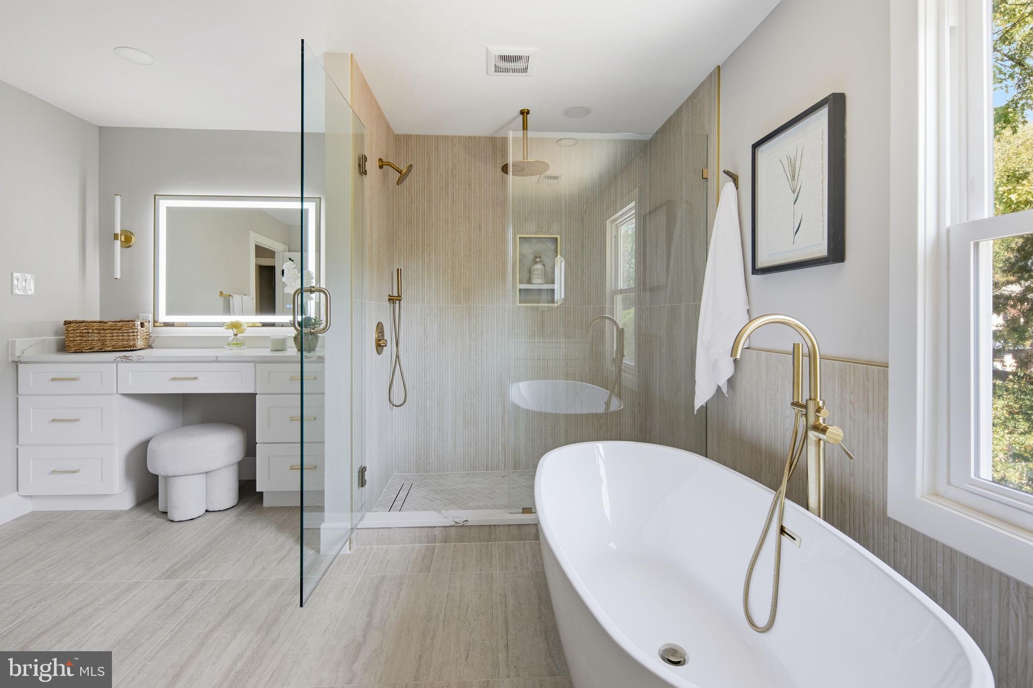 VIENNA OAKS - Residential