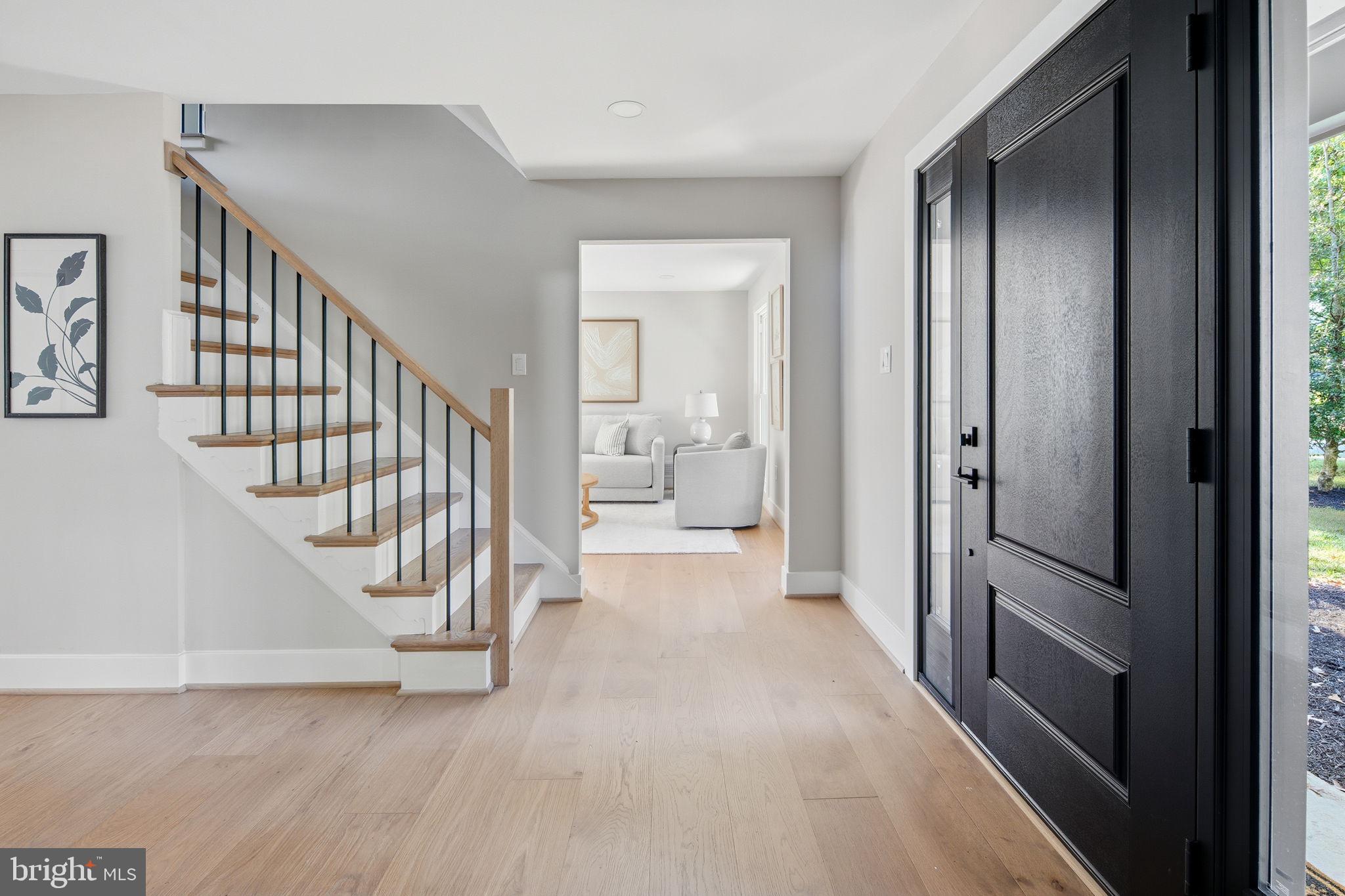 VIENNA OAKS - Residential