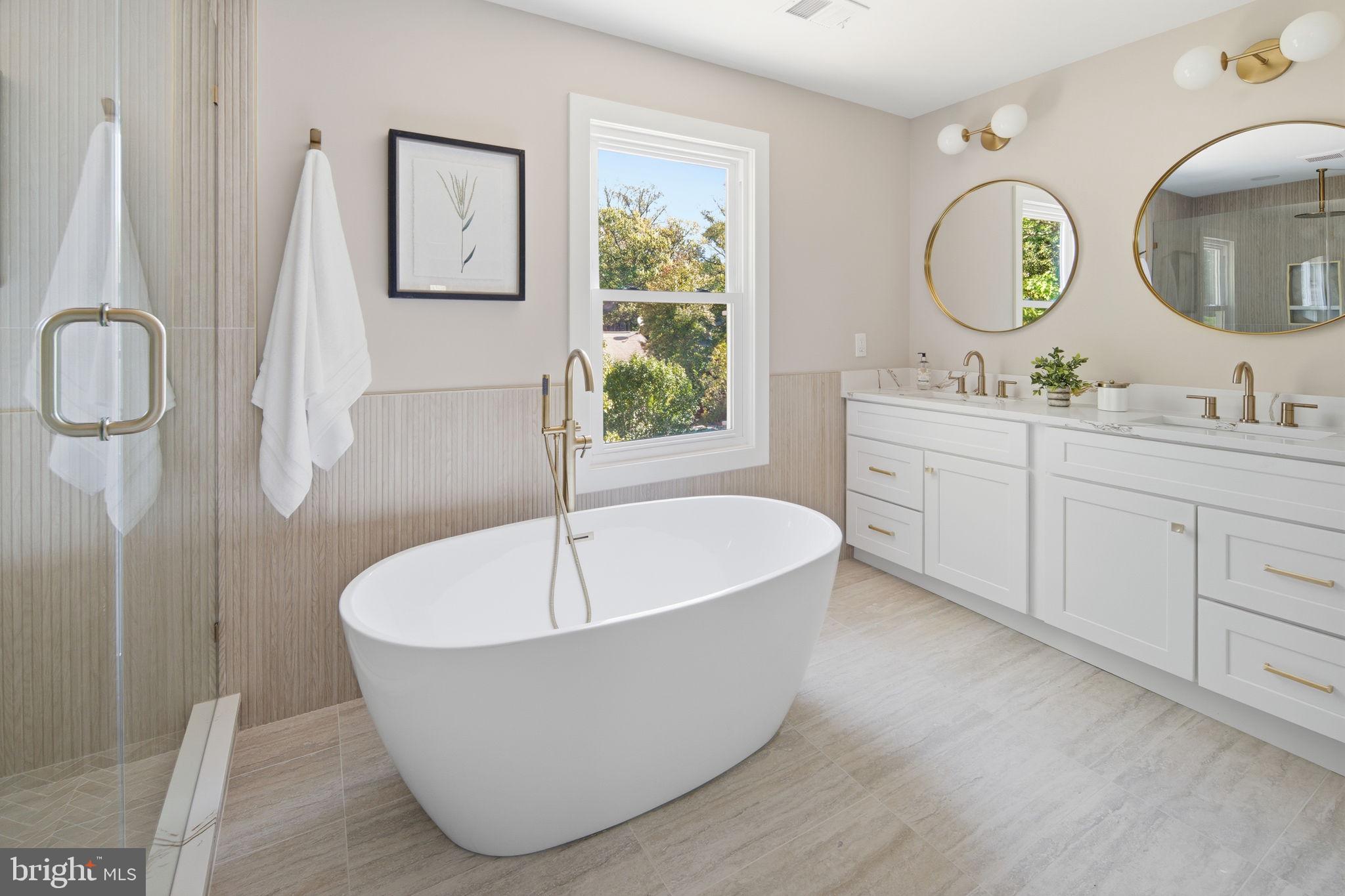 VIENNA OAKS - Residential