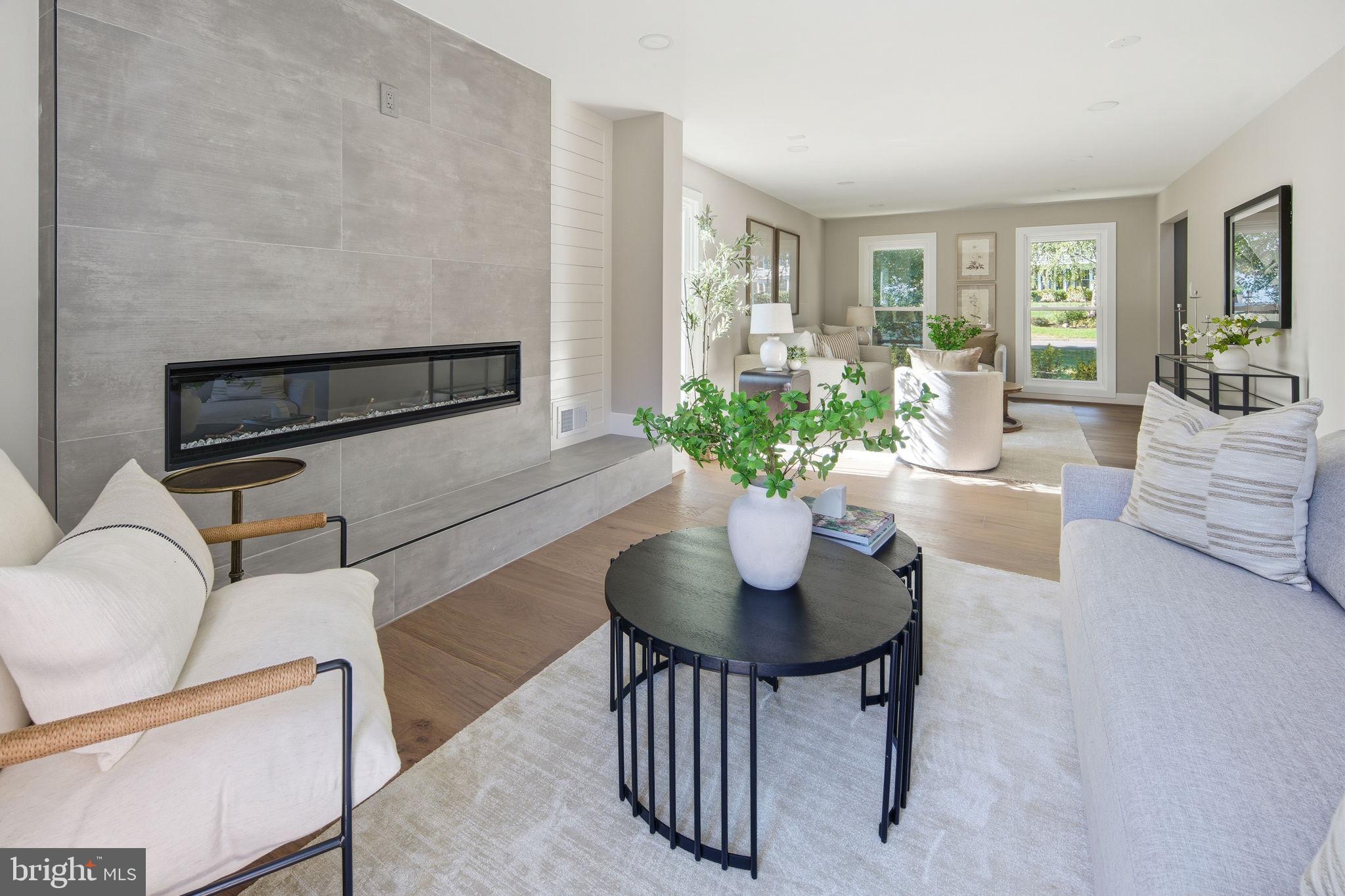 2615 LEMONTREE LANE