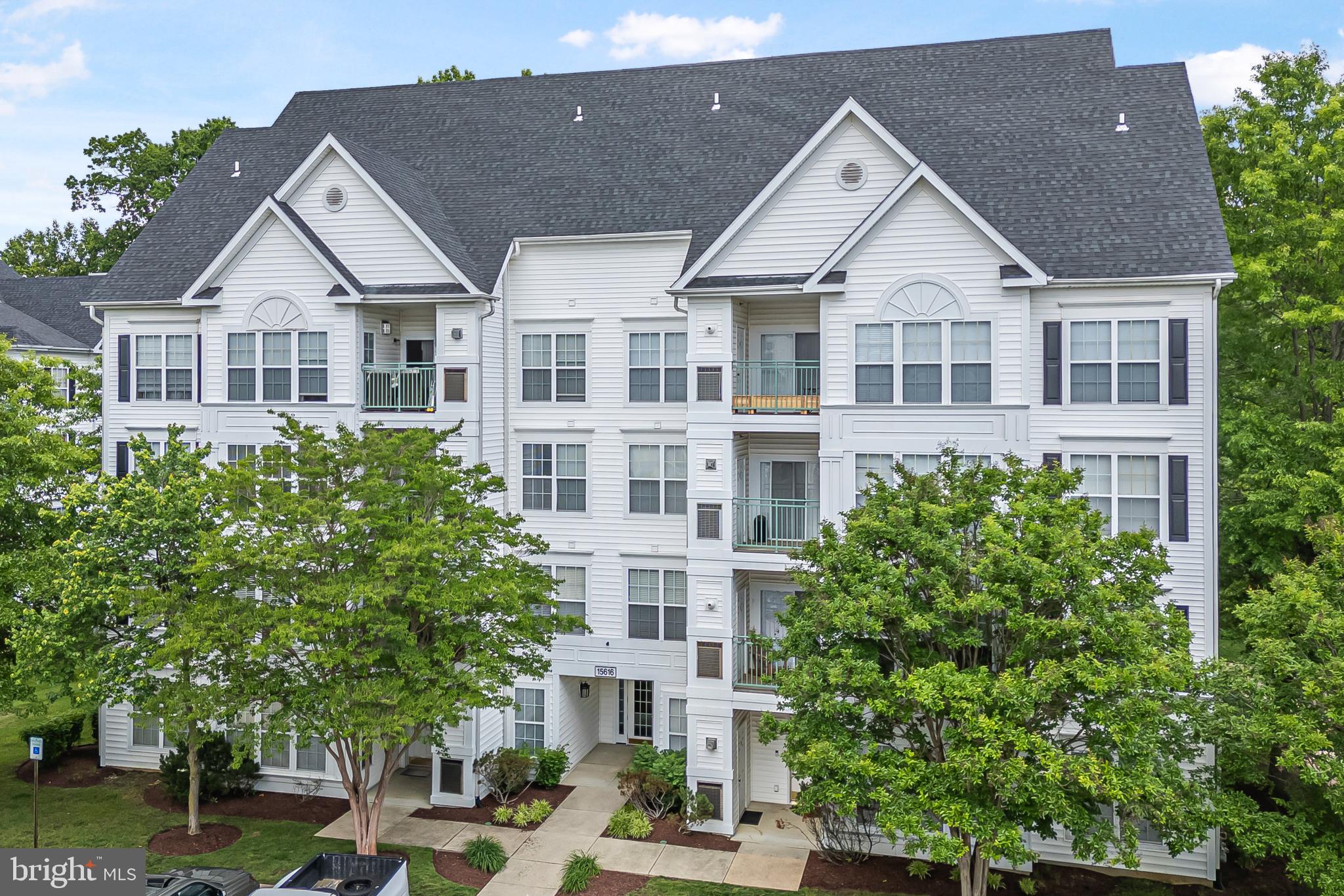 BOWIE TOWERS - Residential