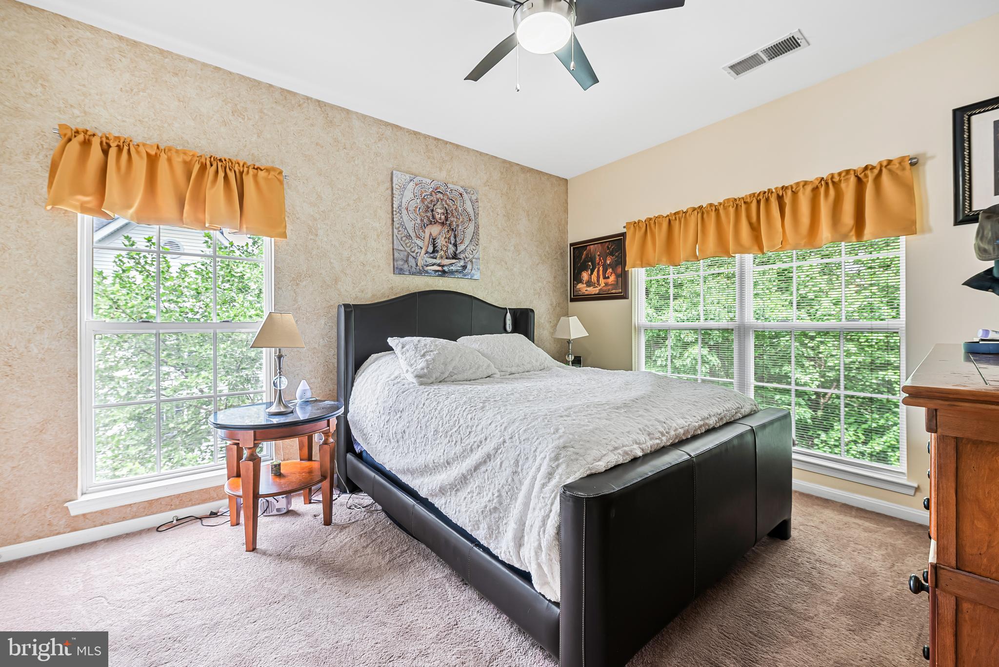 BOWIE TOWERS - Residential