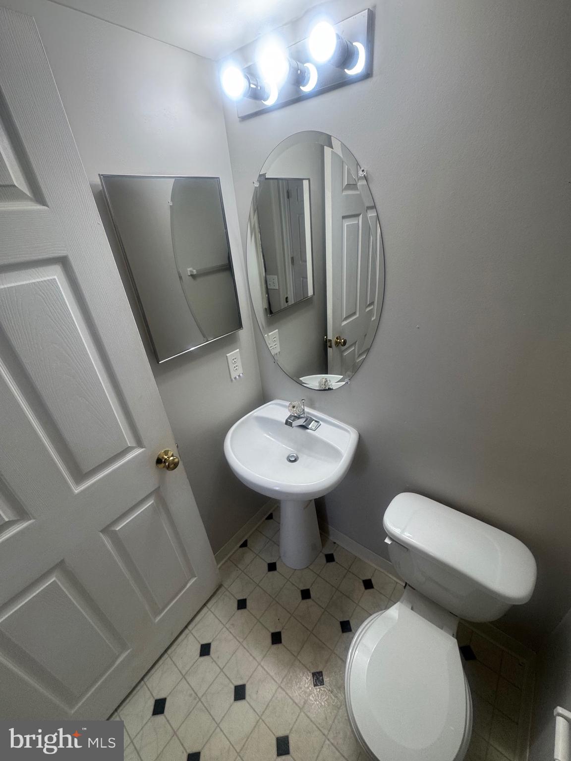 MILLBRANCH AT GREENLAWN - Residential Lease