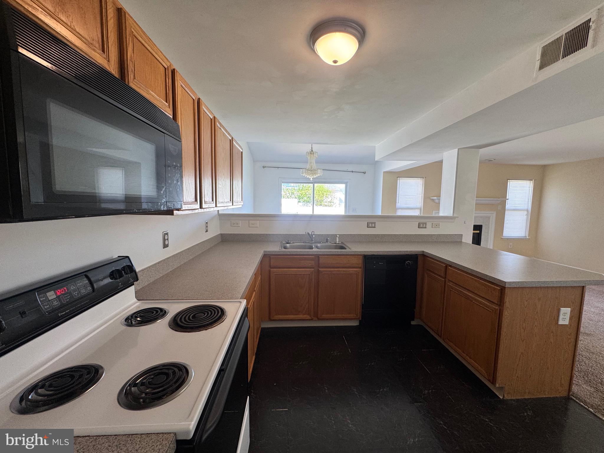 MILLBRANCH AT GREENLAWN - Residential Lease