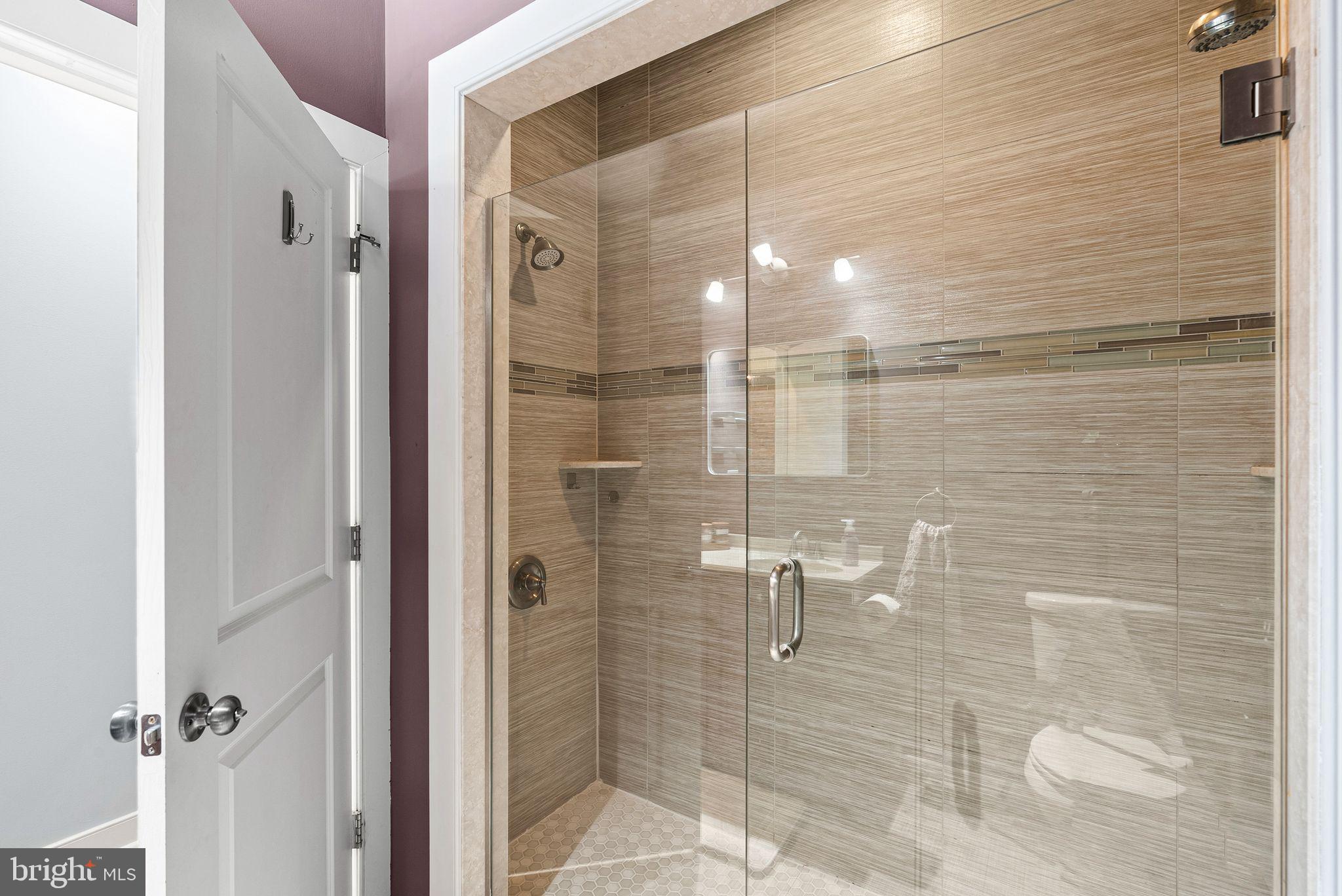 ART MUSEUM AREA - Residential Lease