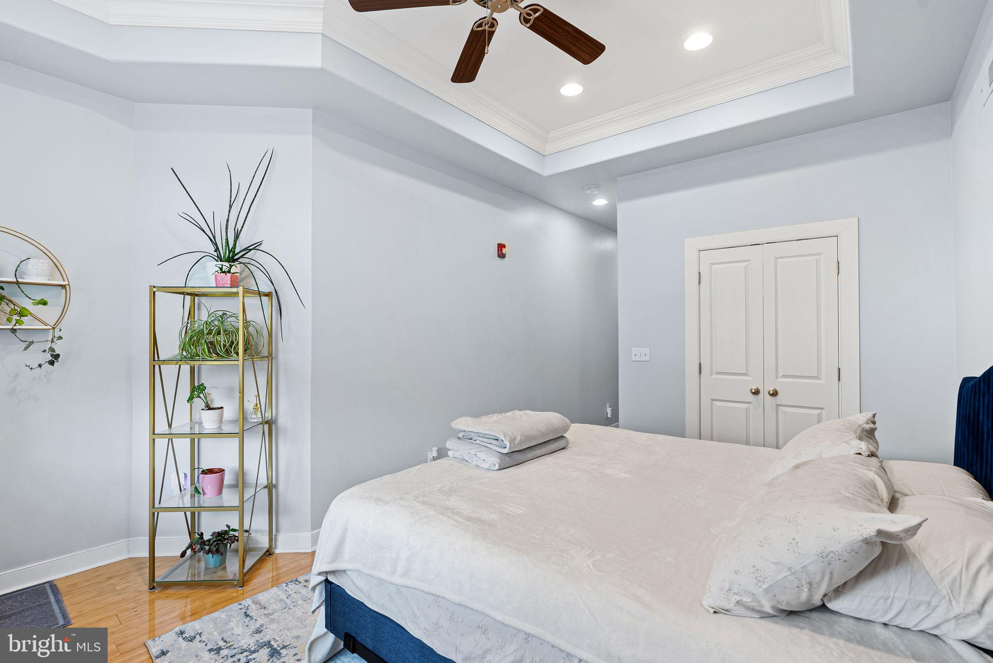 ART MUSEUM AREA - Residential Lease