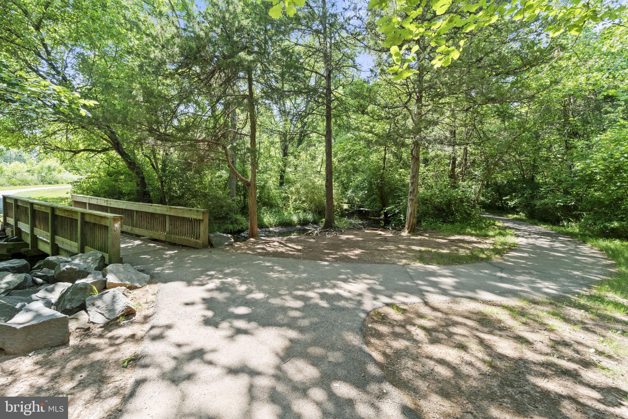 ASHBURN STATION - Residential