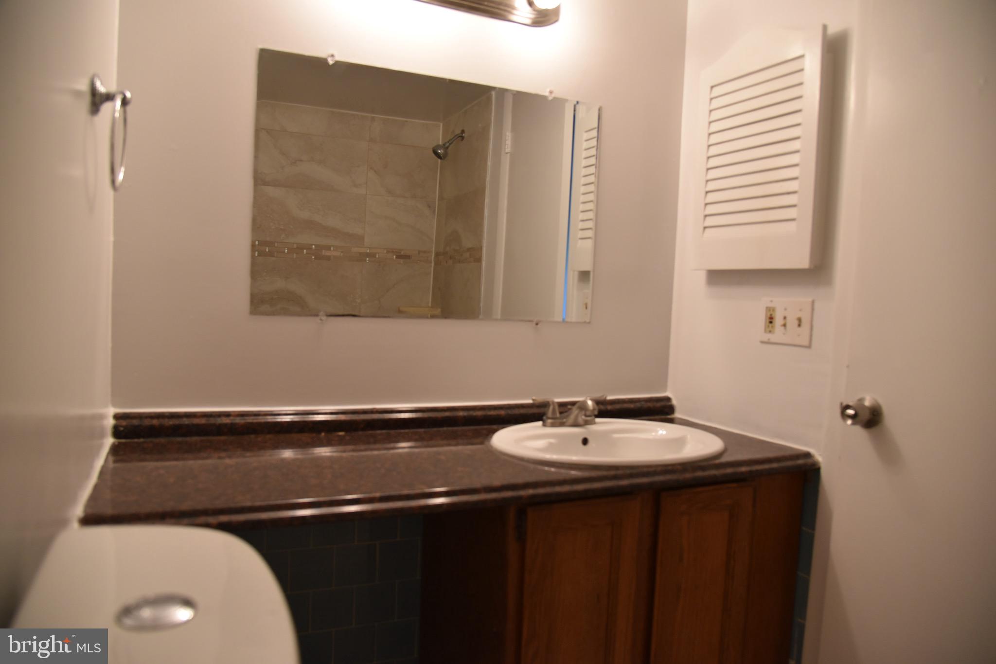 OCCOQUAN RIDGE CONDO - Residential