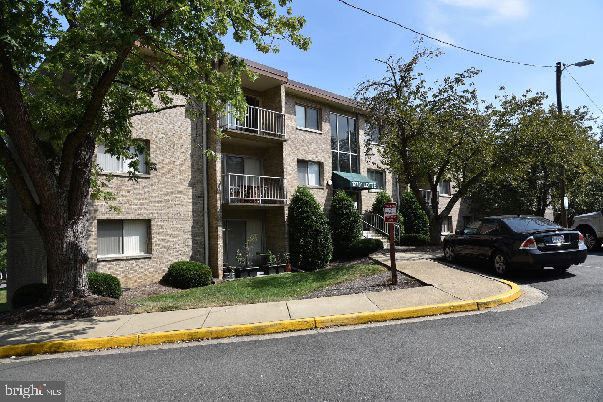 OCCOQUAN RIDGE CONDO - Residential