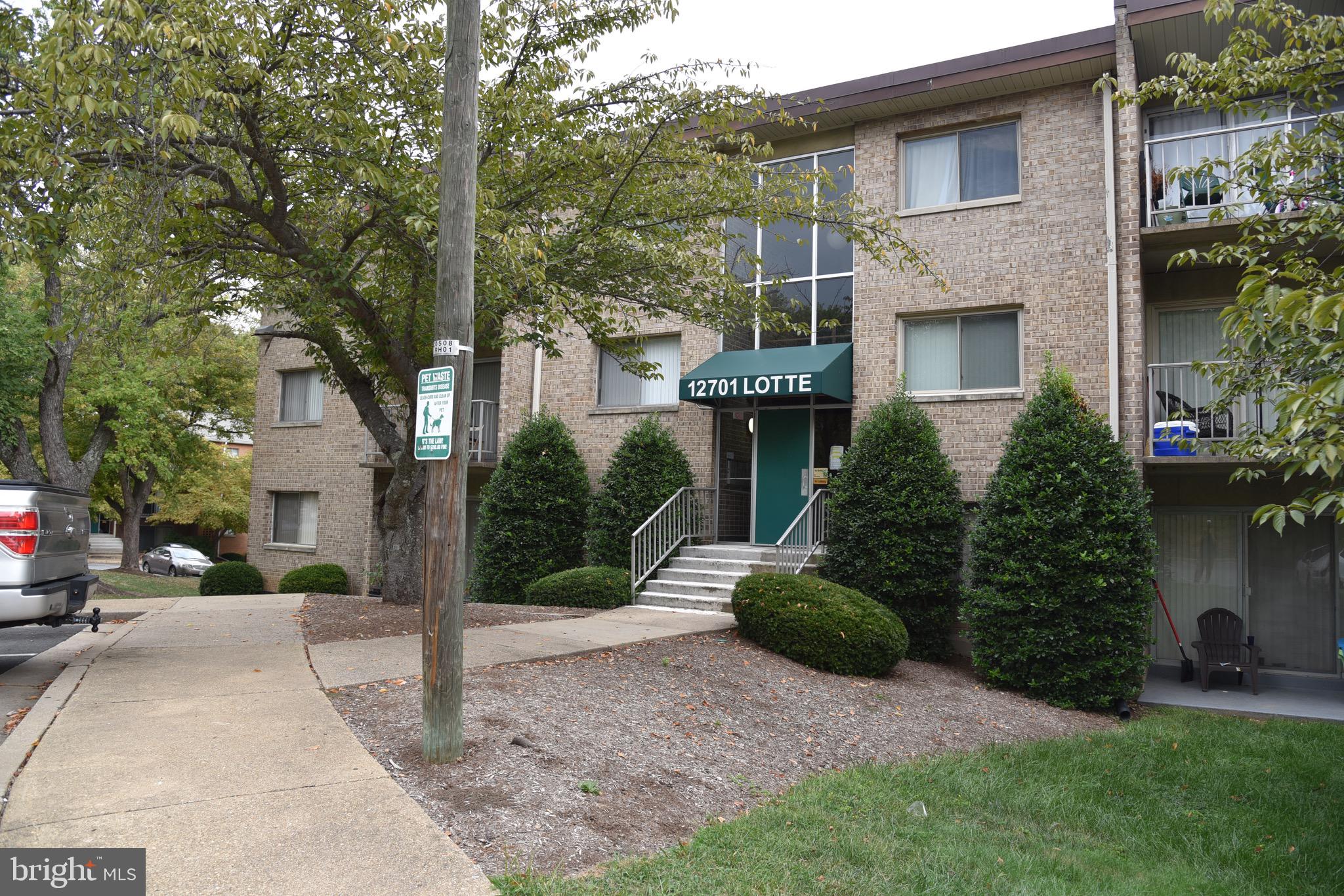 OCCOQUAN RIDGE CONDO - Residential